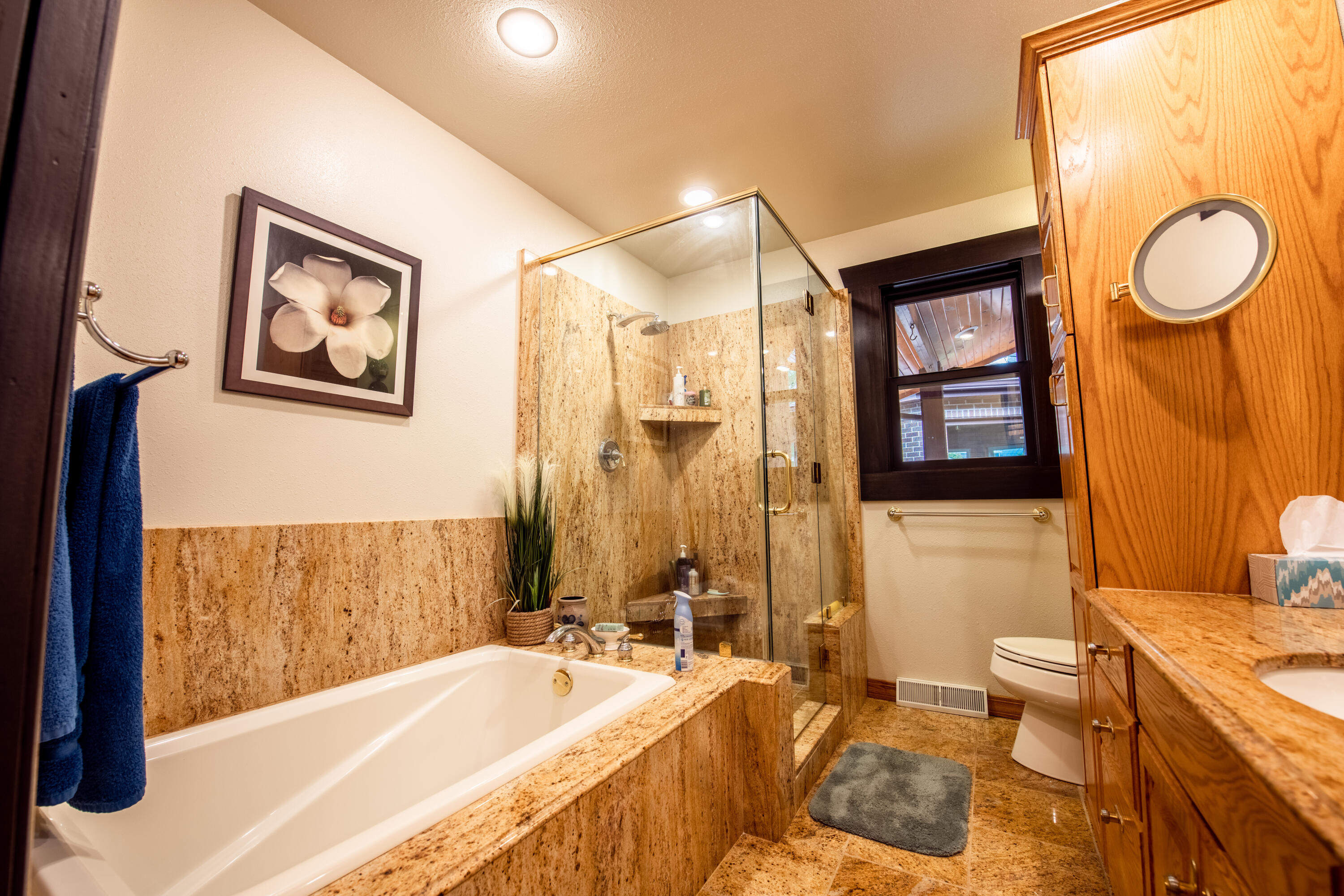 2441 Fairway Cir