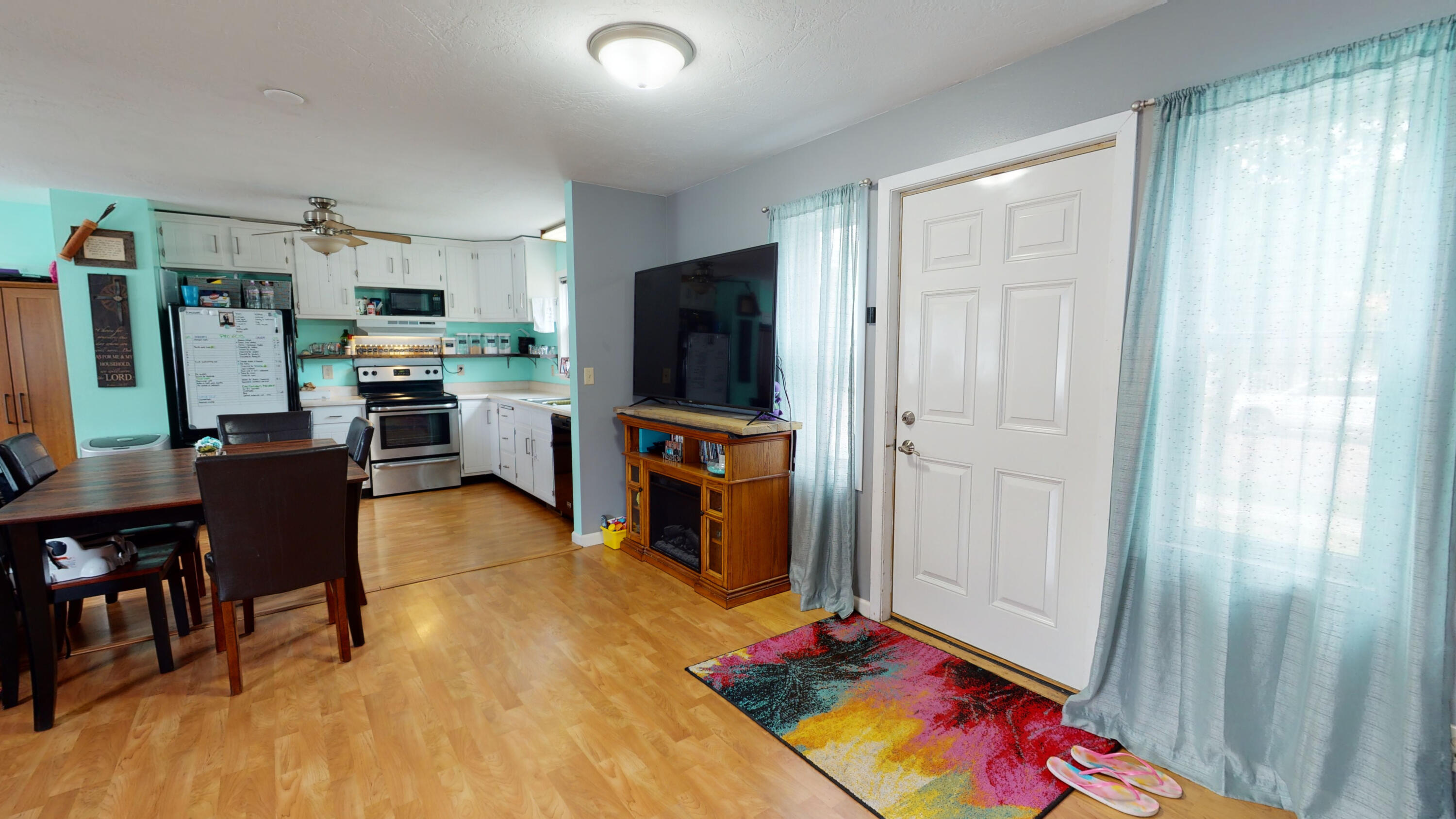 521 W 14th Ave