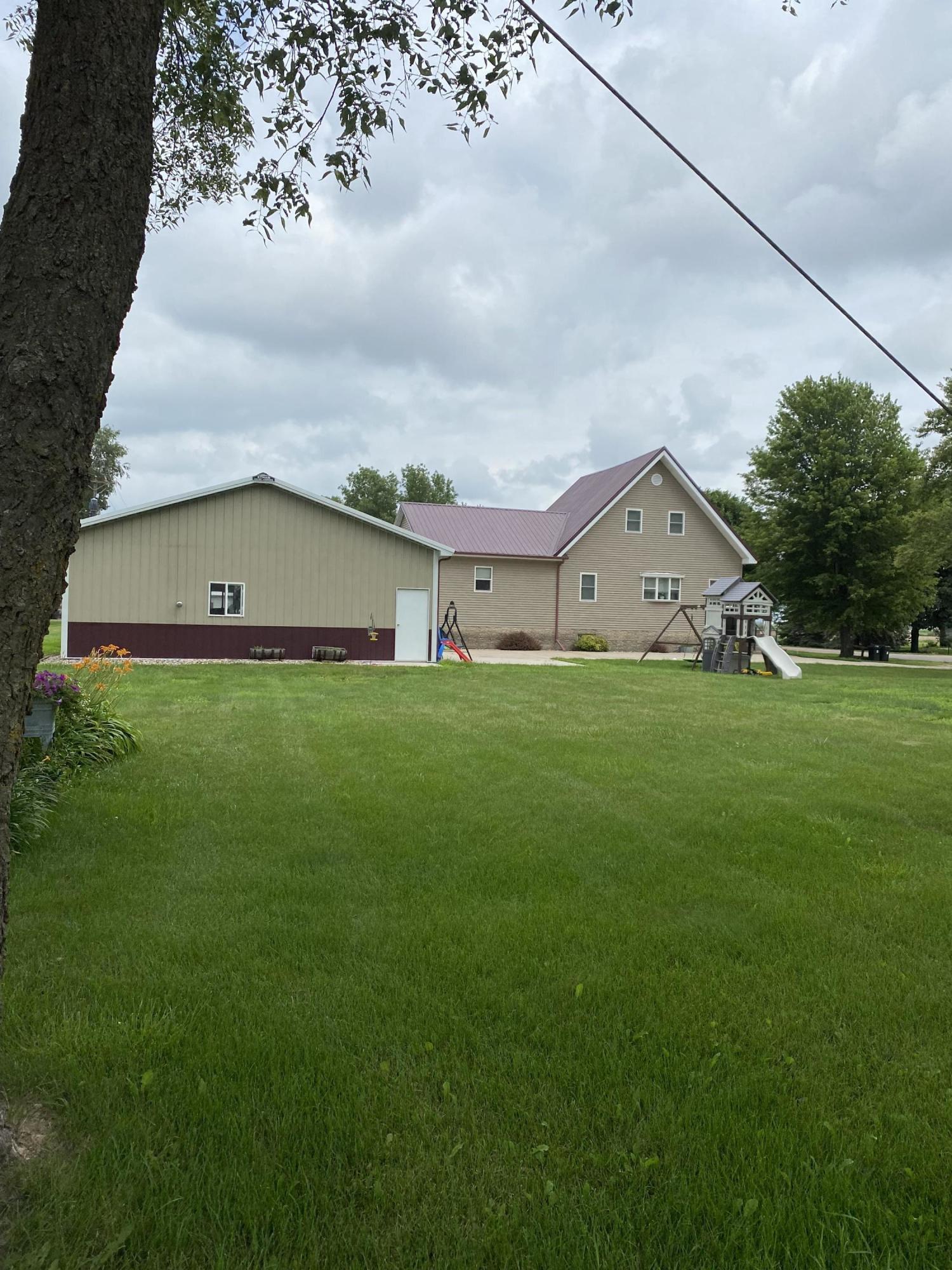 307 S Main St
