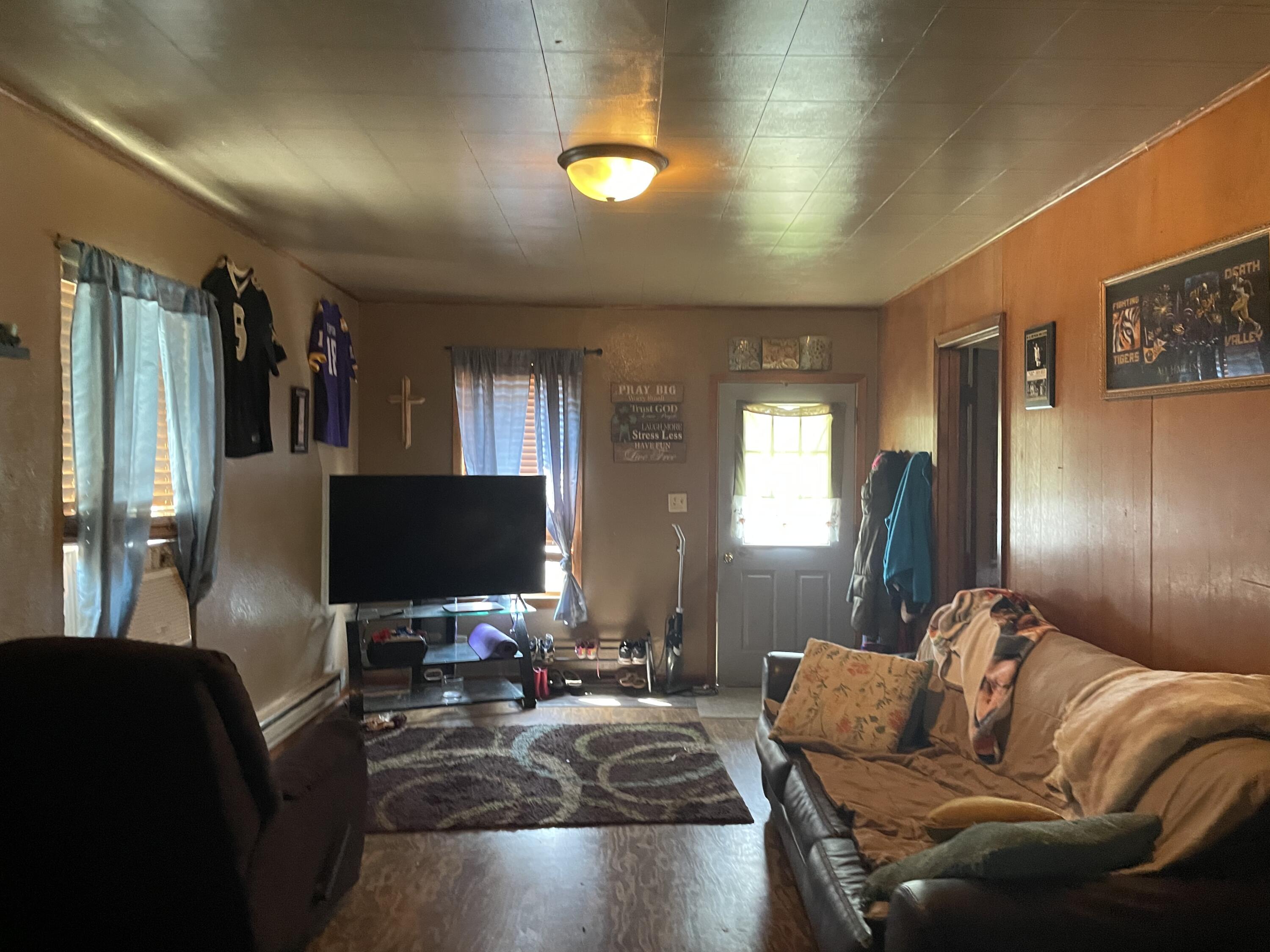 408/410 N Main St