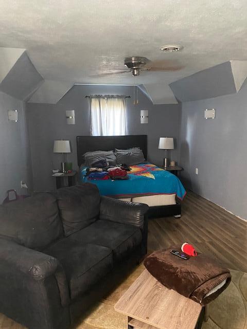 617 W Cedar Ave