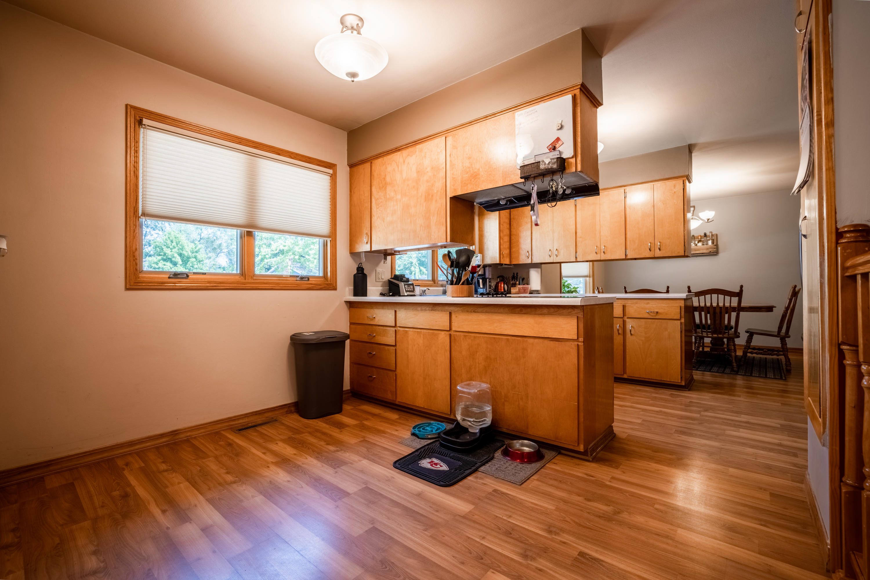 1315 W Ash Ave