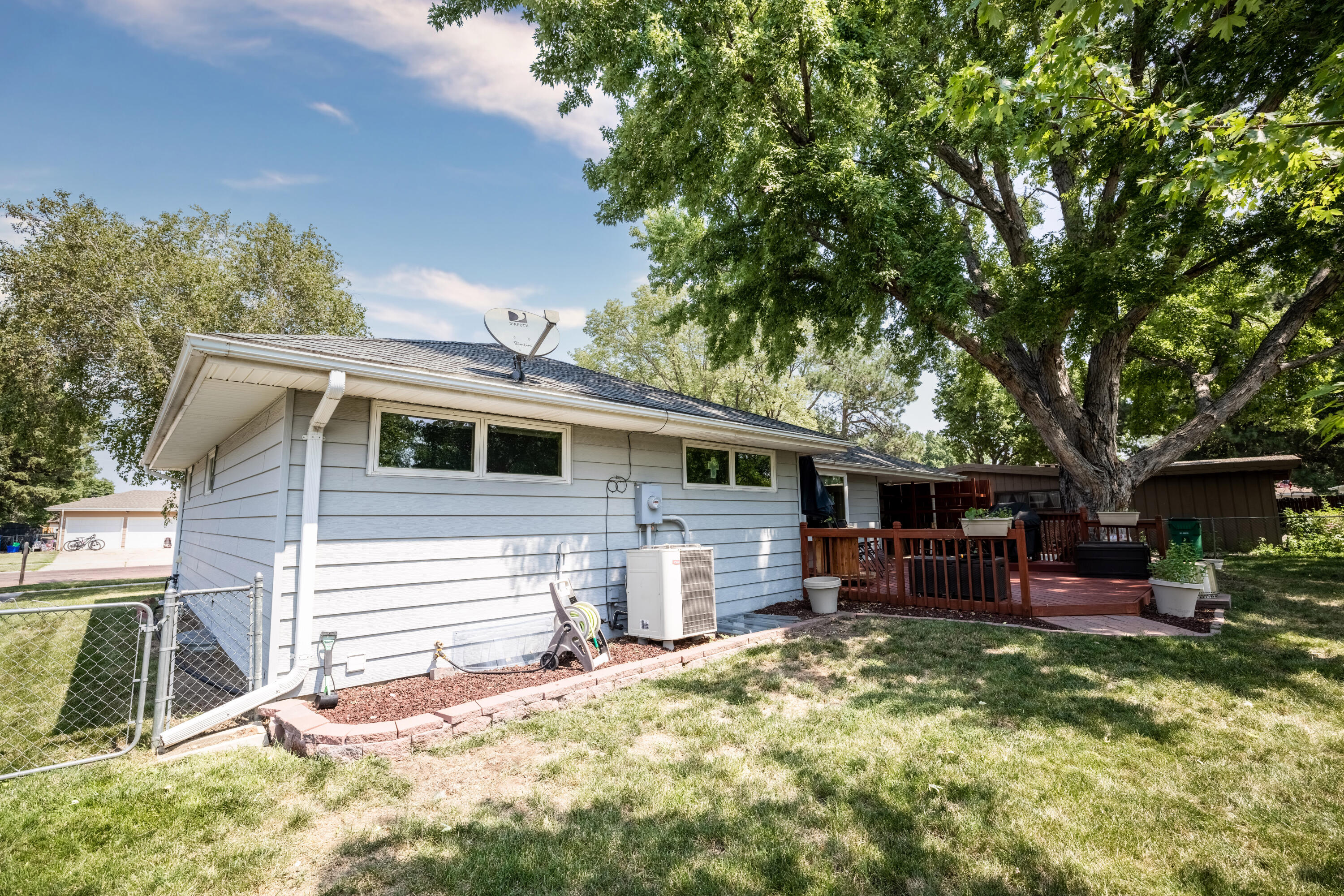 1315 W Ash Ave