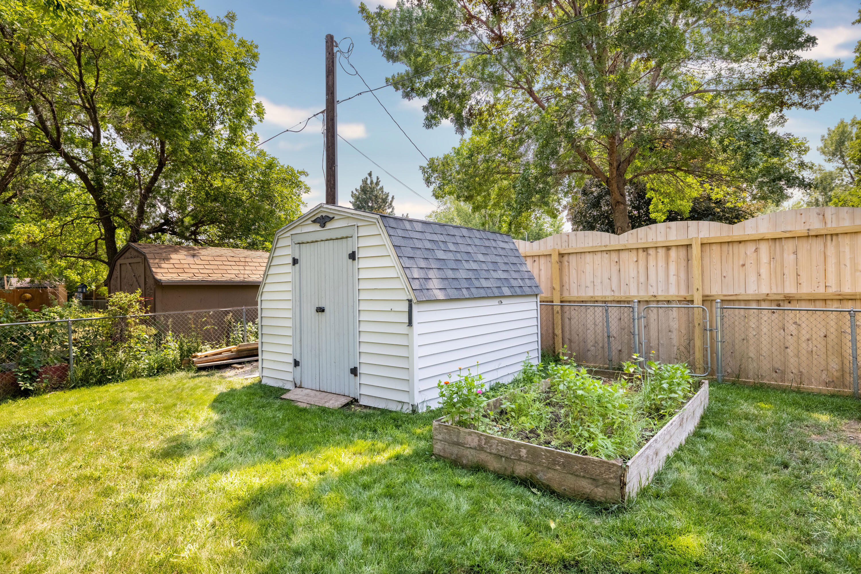 1315 W Ash Ave