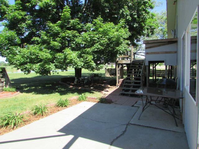 907 N Main St