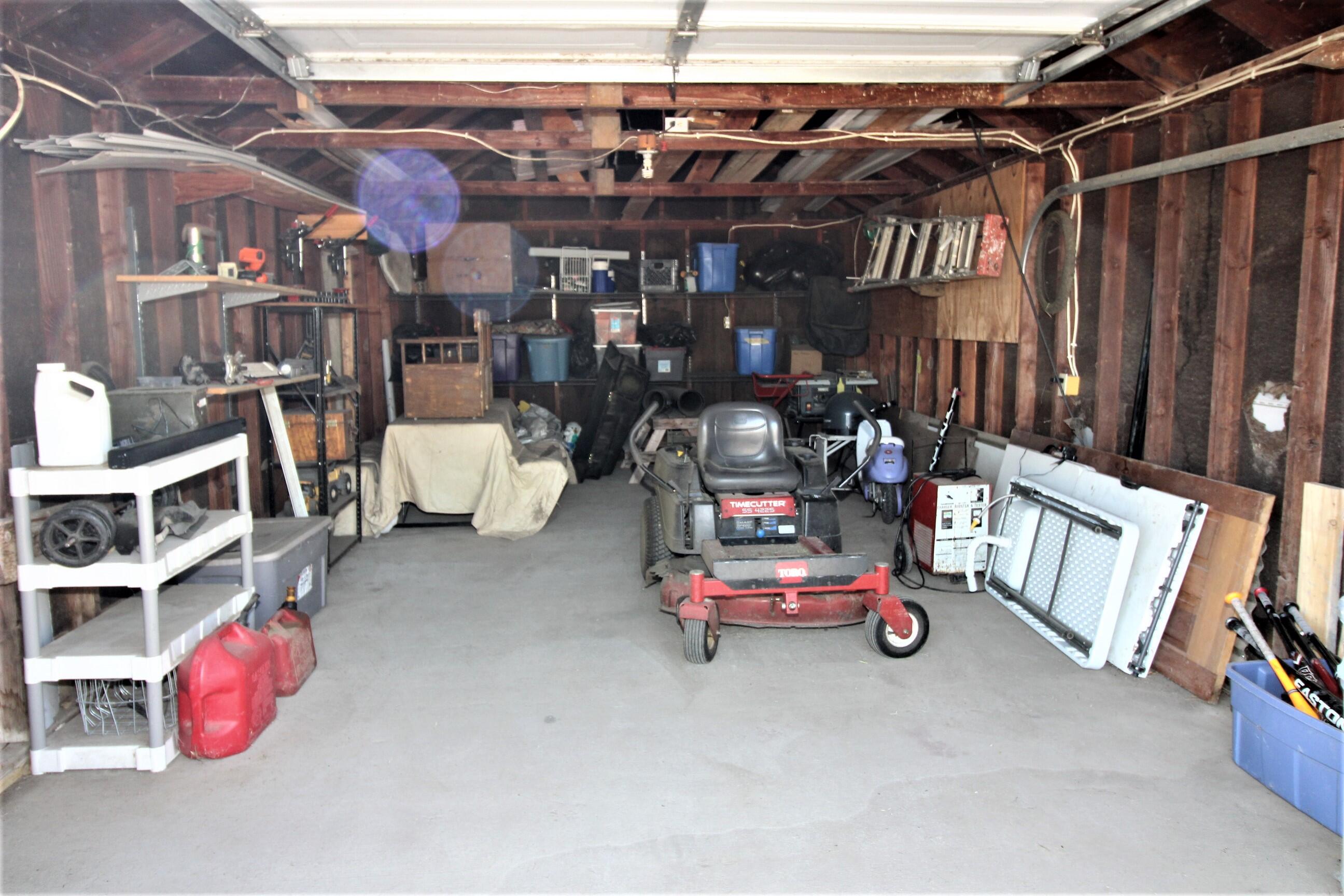 805 Oak Ave
