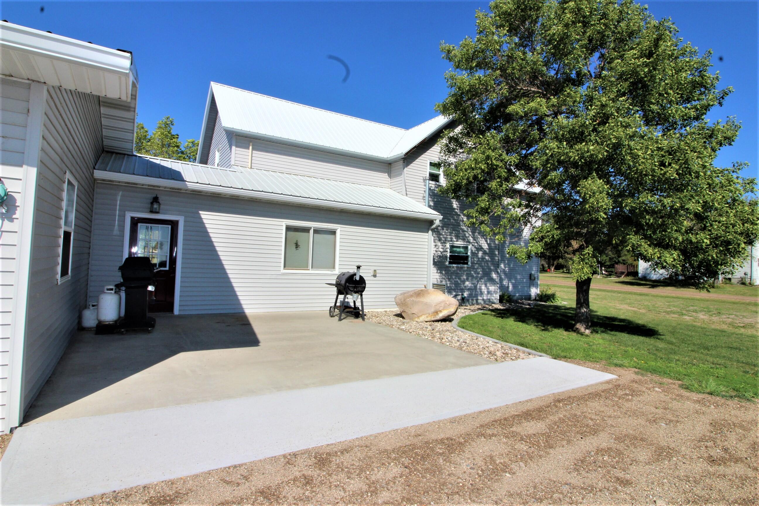 805 Oak Ave