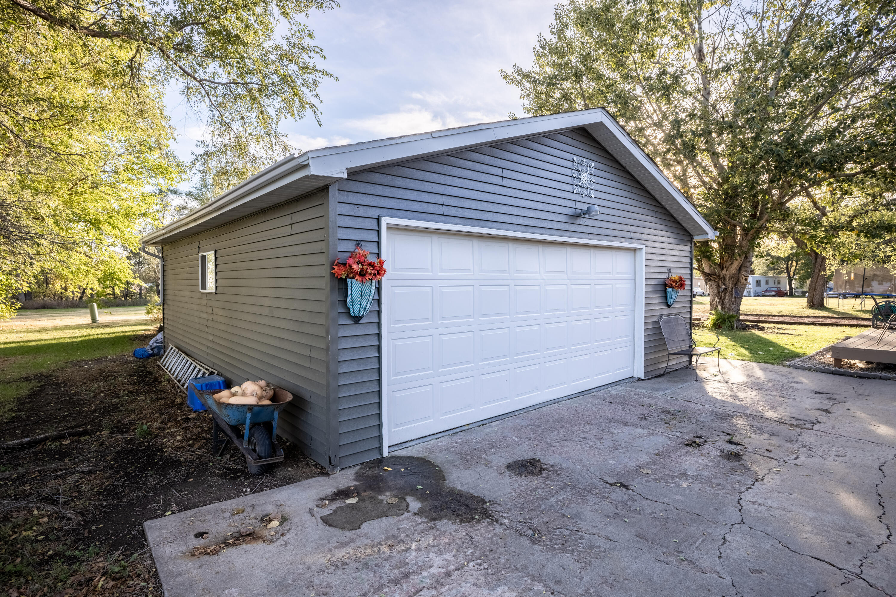 1503 E Birch Ave