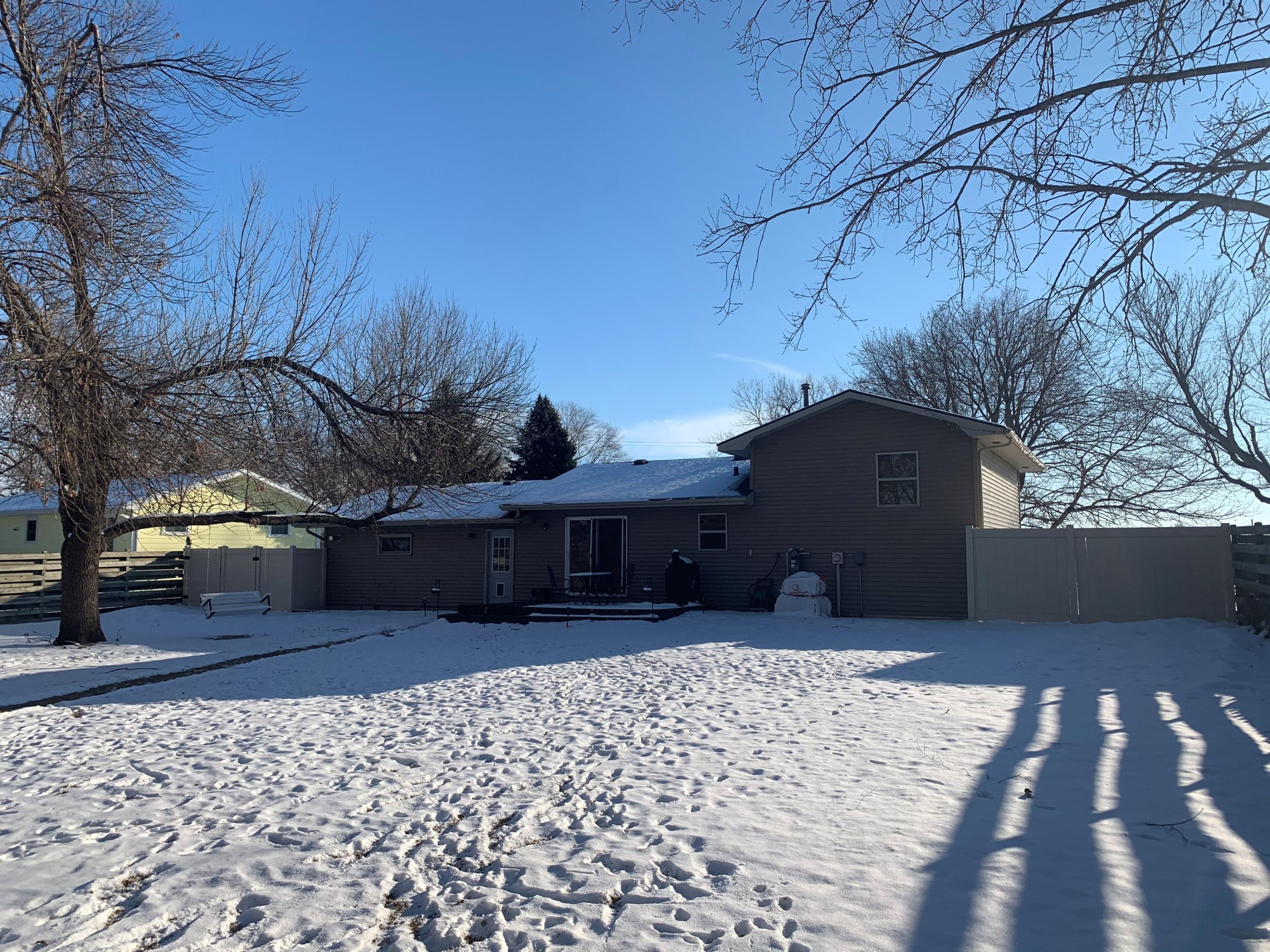140 S Harmon Dr