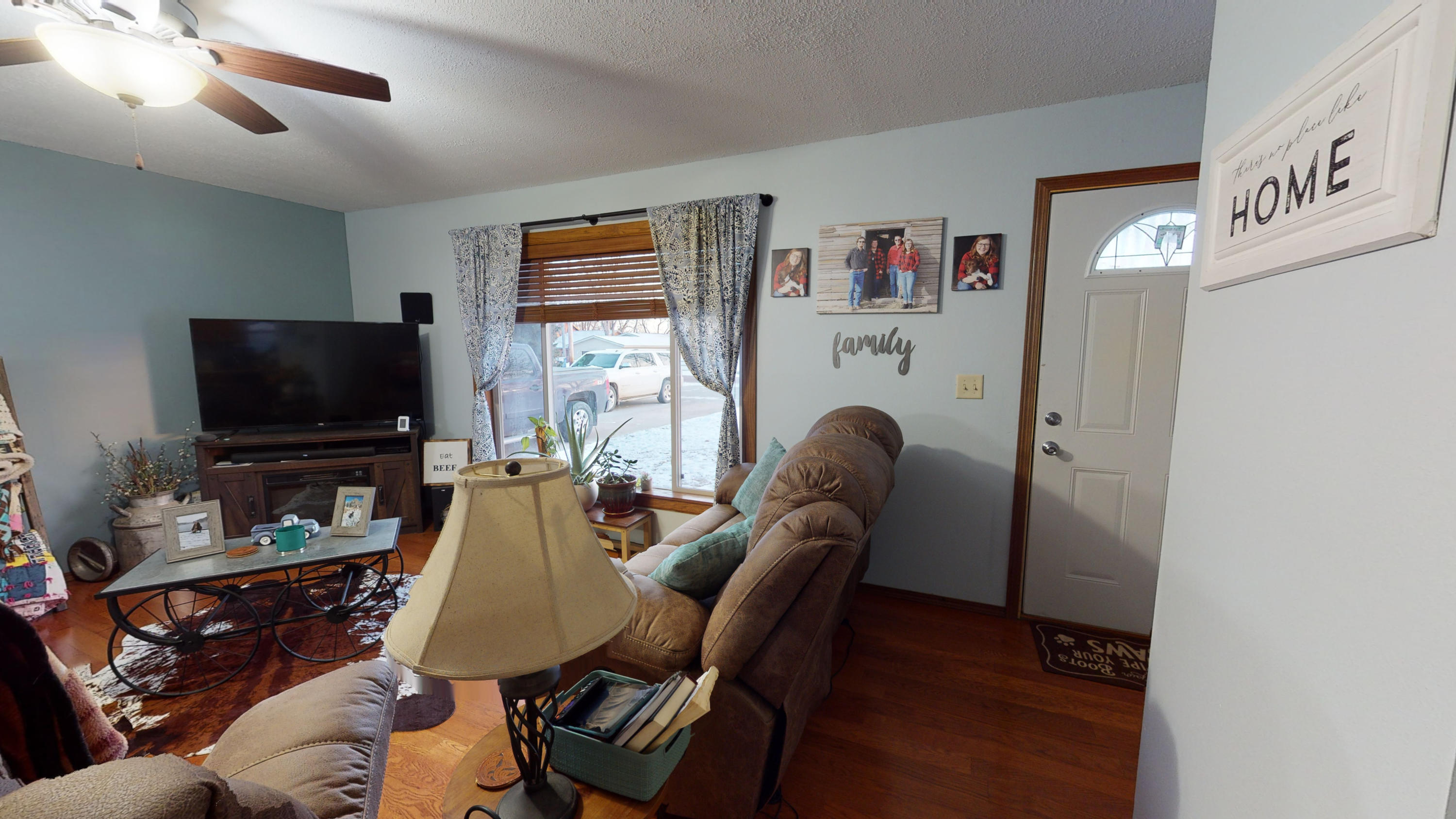 140 S Harmon Dr
