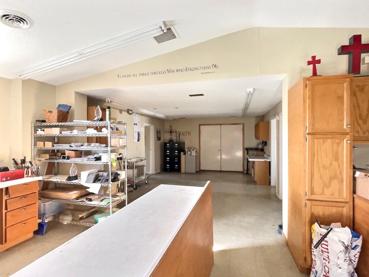 2531 S Hwy 37
