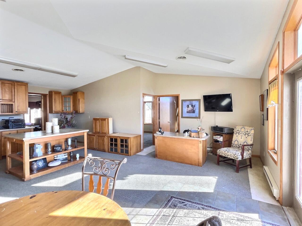 2531 S Hwy 37