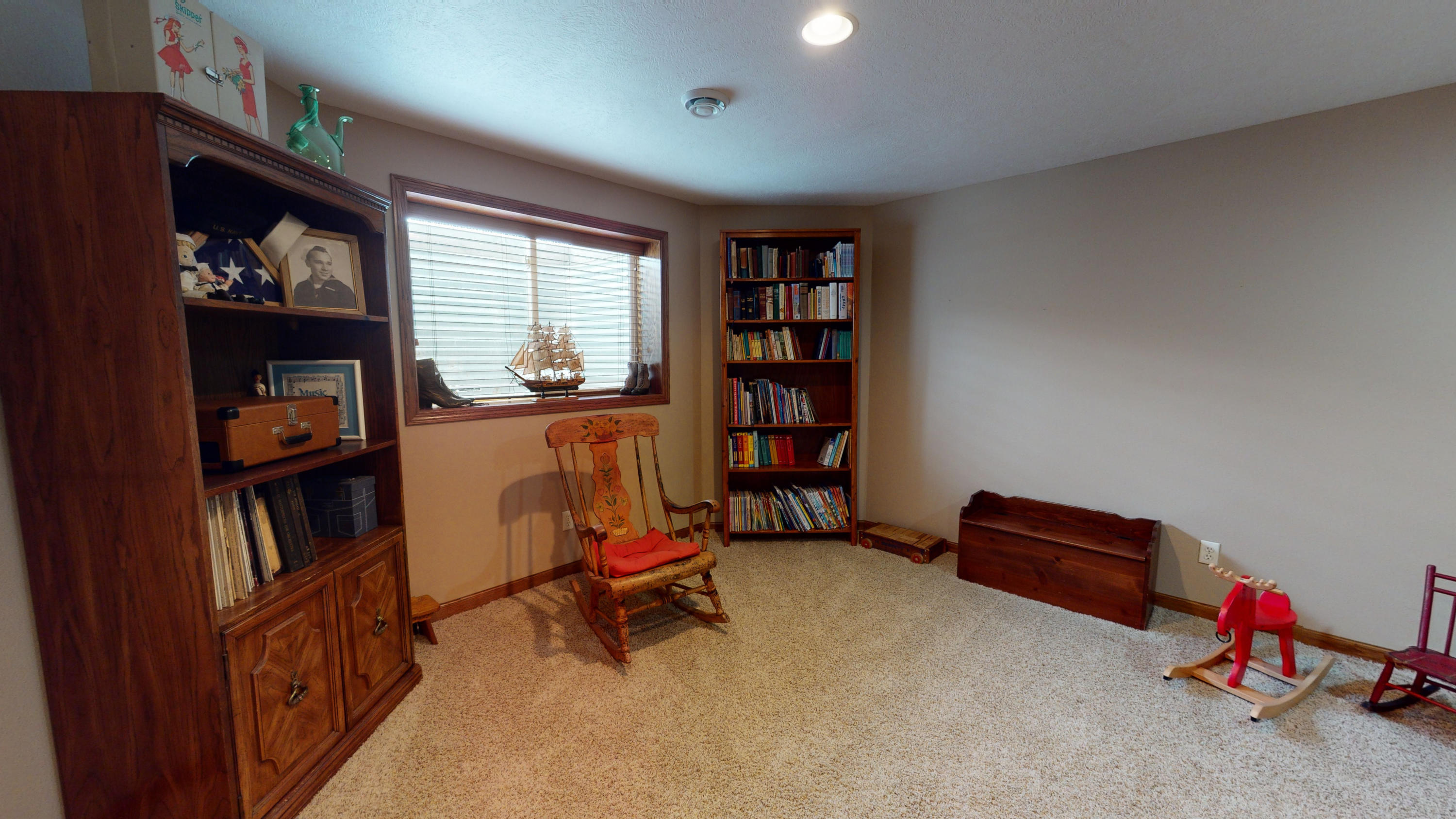201 Mattie St