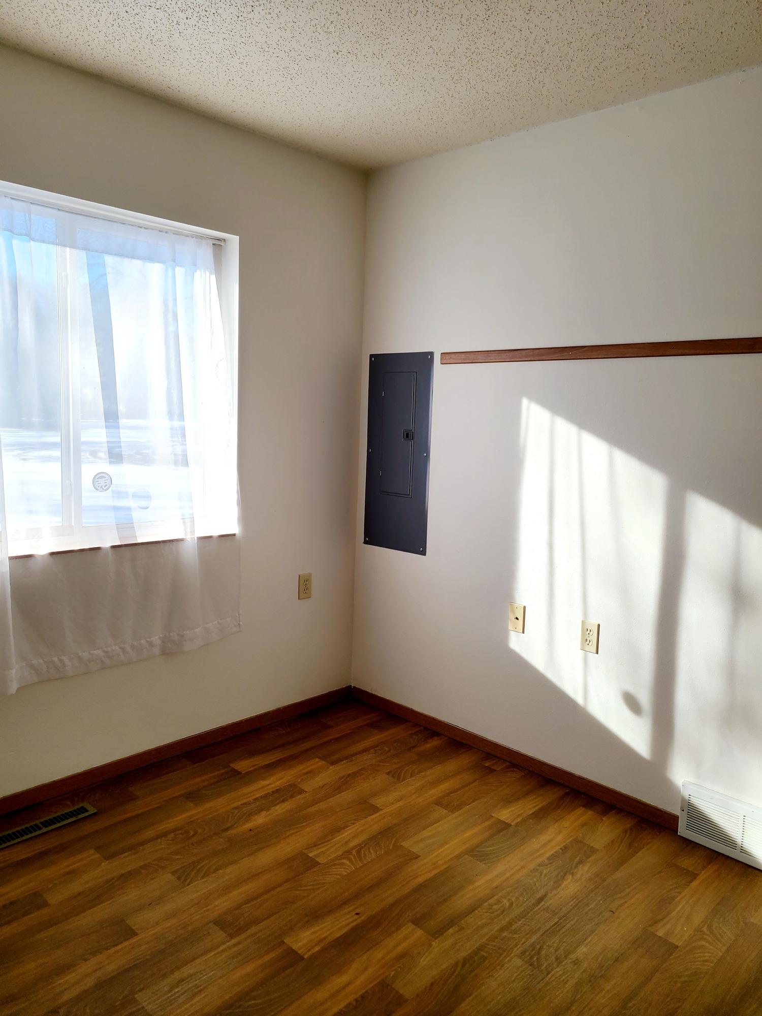 135 N 7th Ave