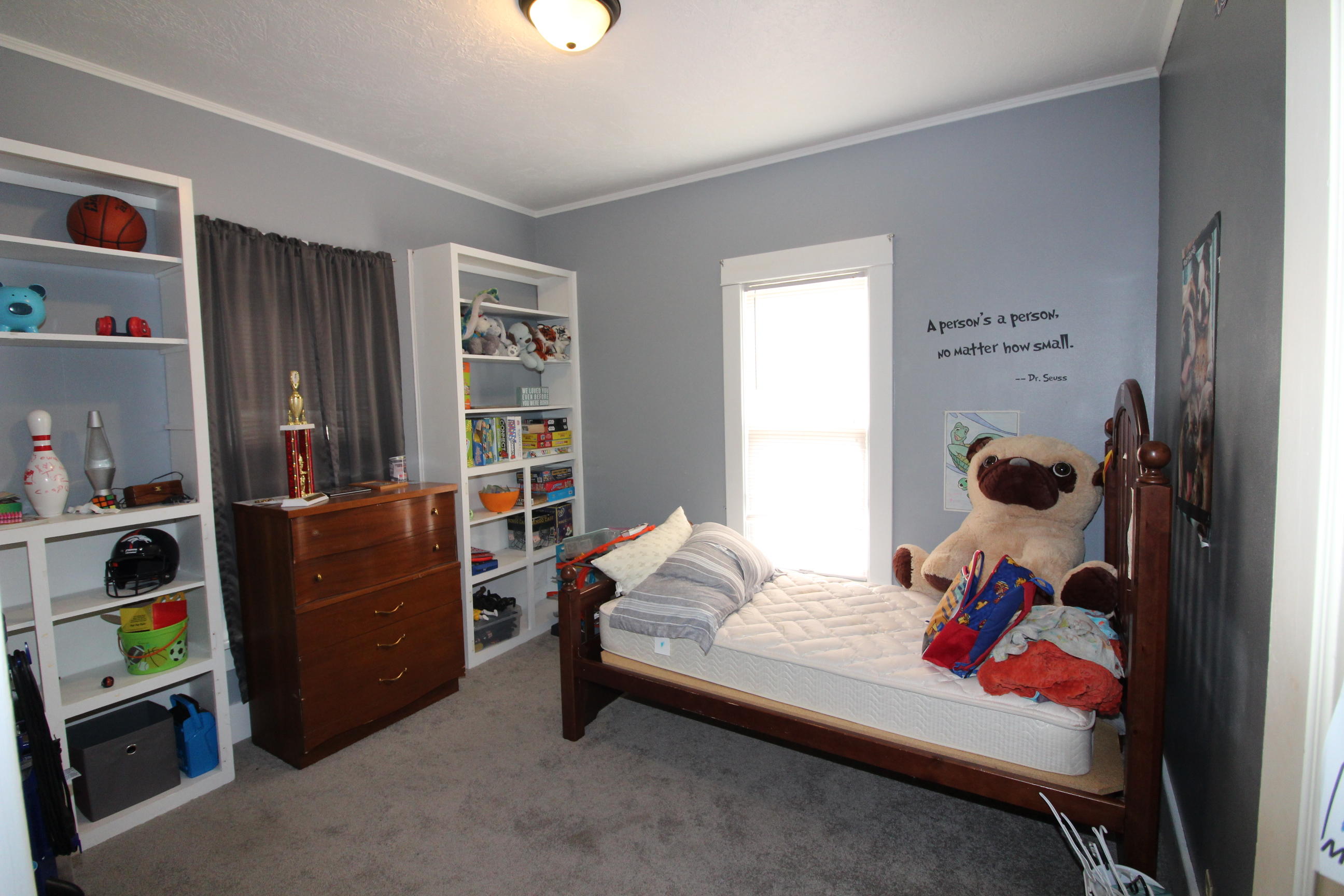 817 E 4th Ave
