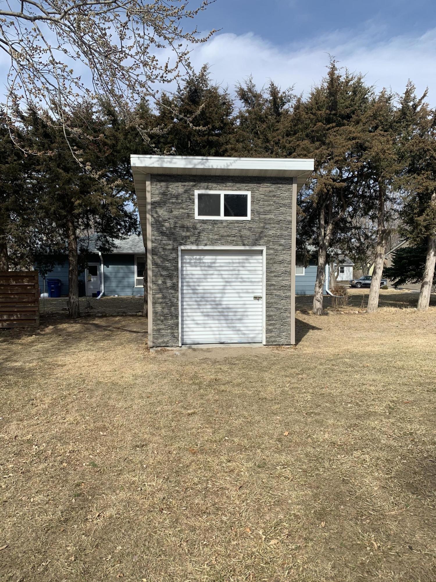 1004 Palmer Place