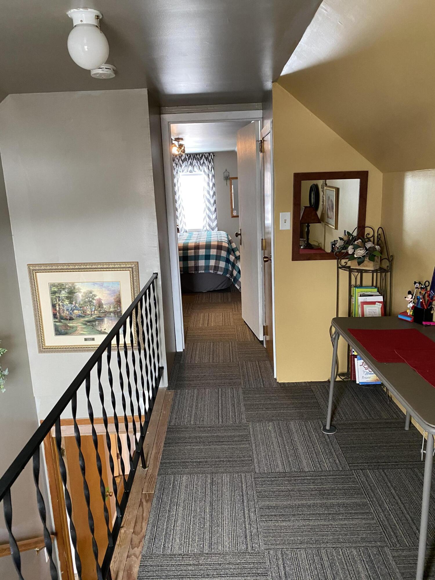 306 E Main