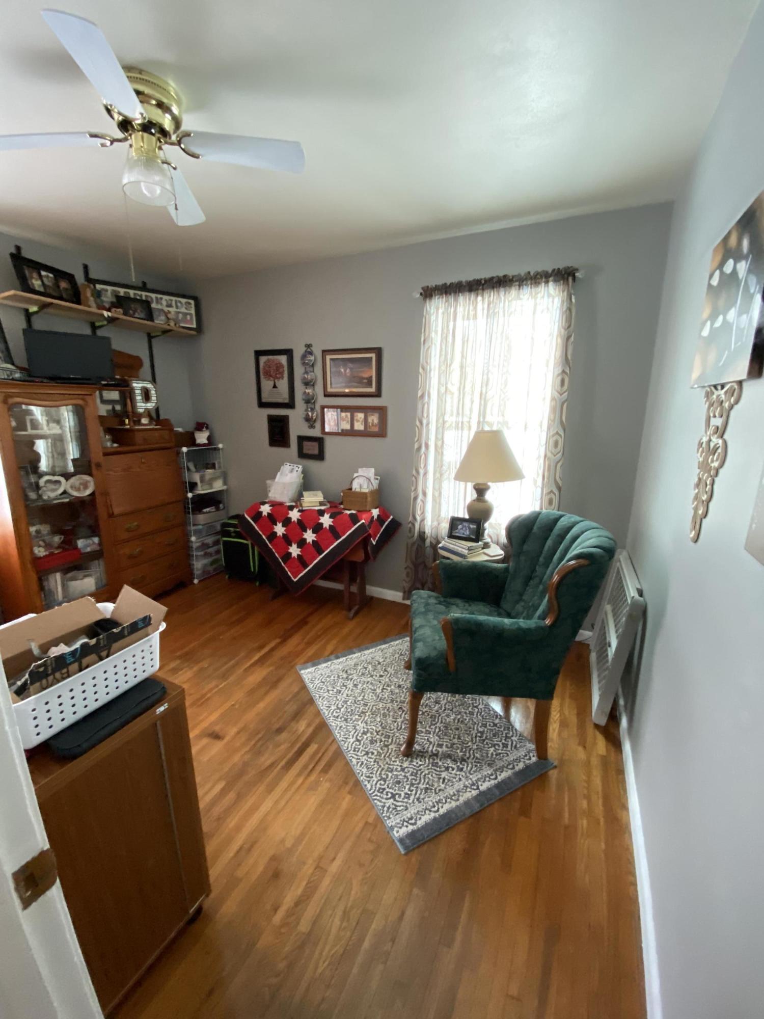 306 E Main