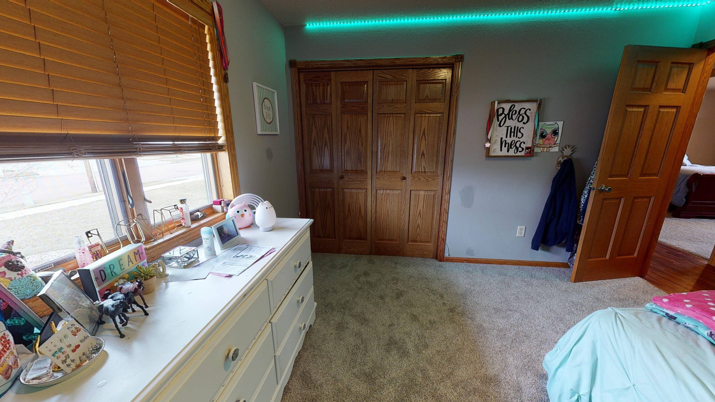 1800 Thomsen Place