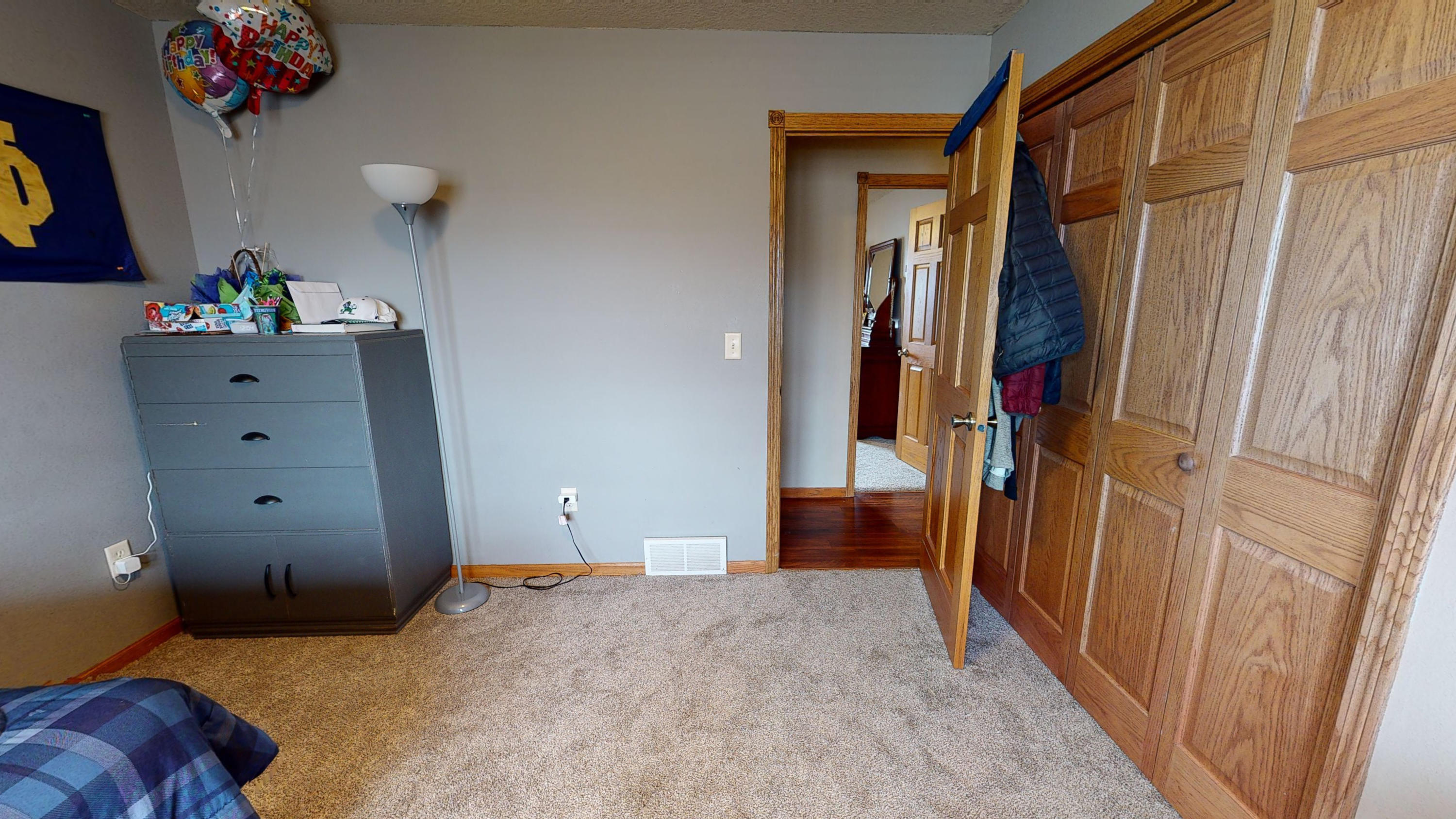 1800 Thomsen Place