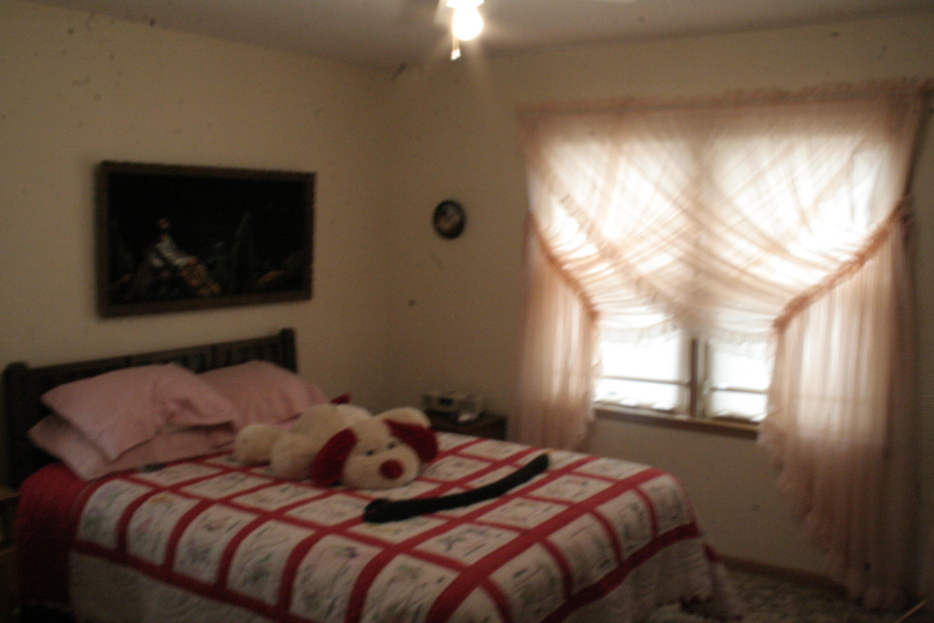 606 W Elm St