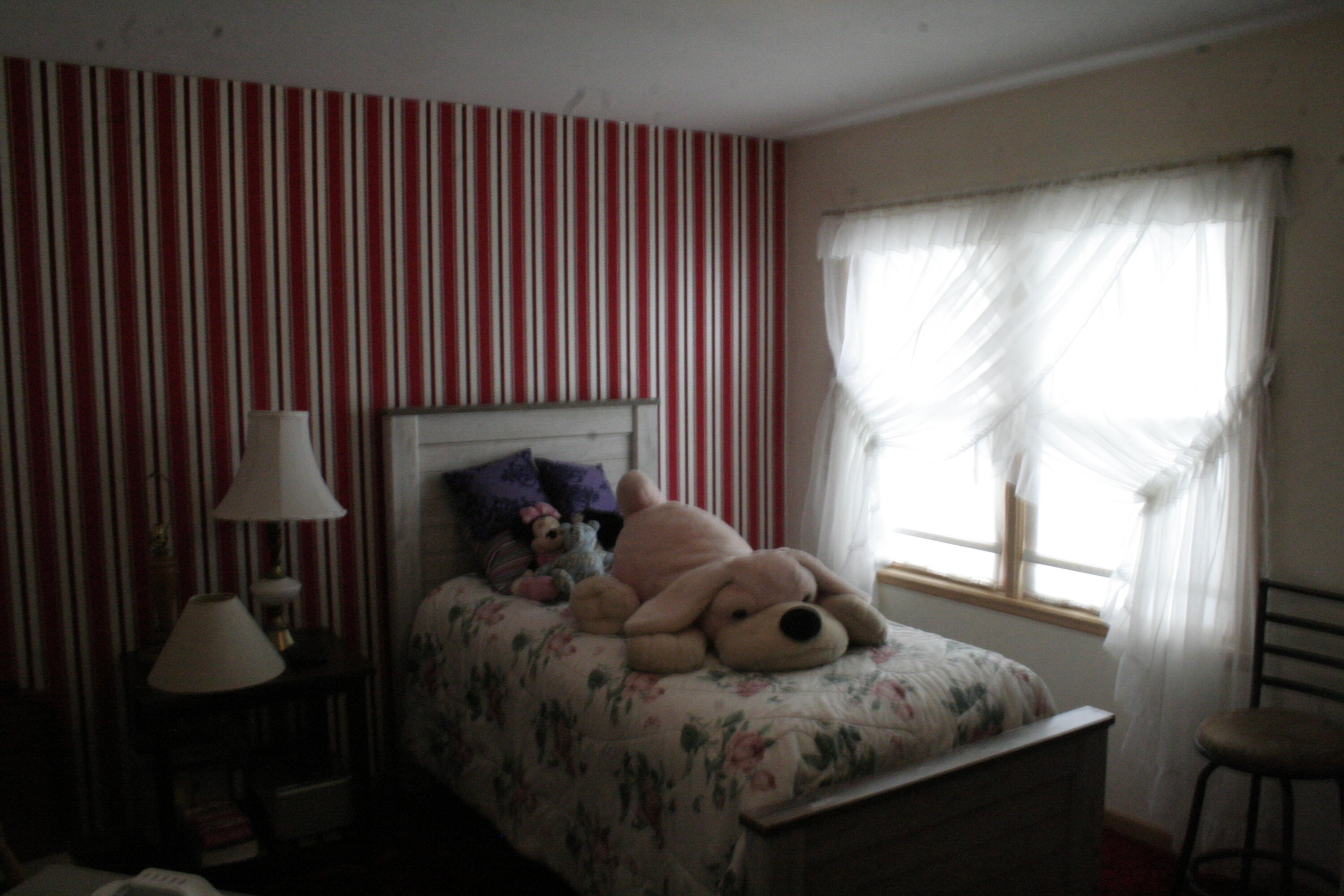 606 W Elm St