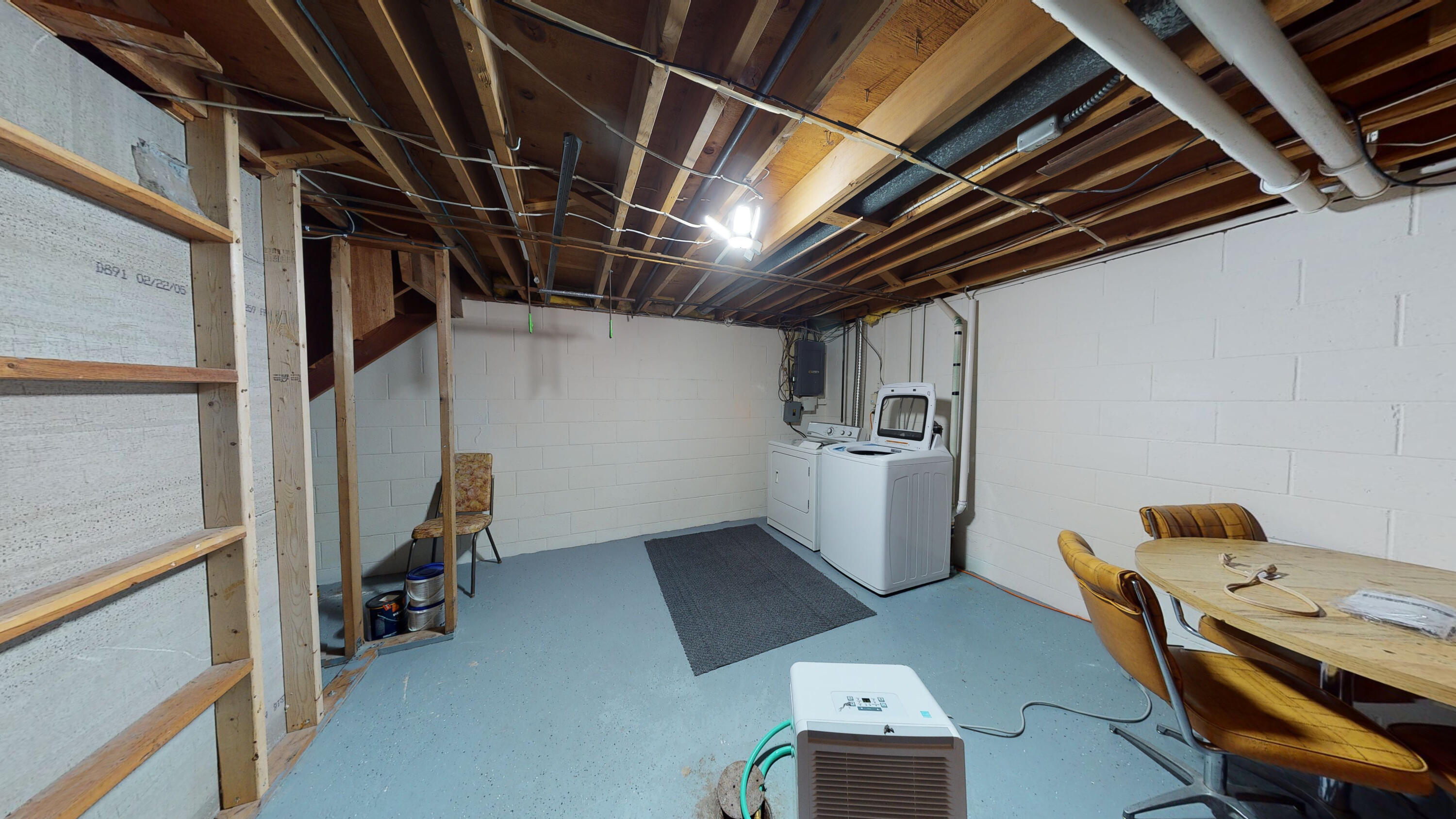 812 W Elm Ave