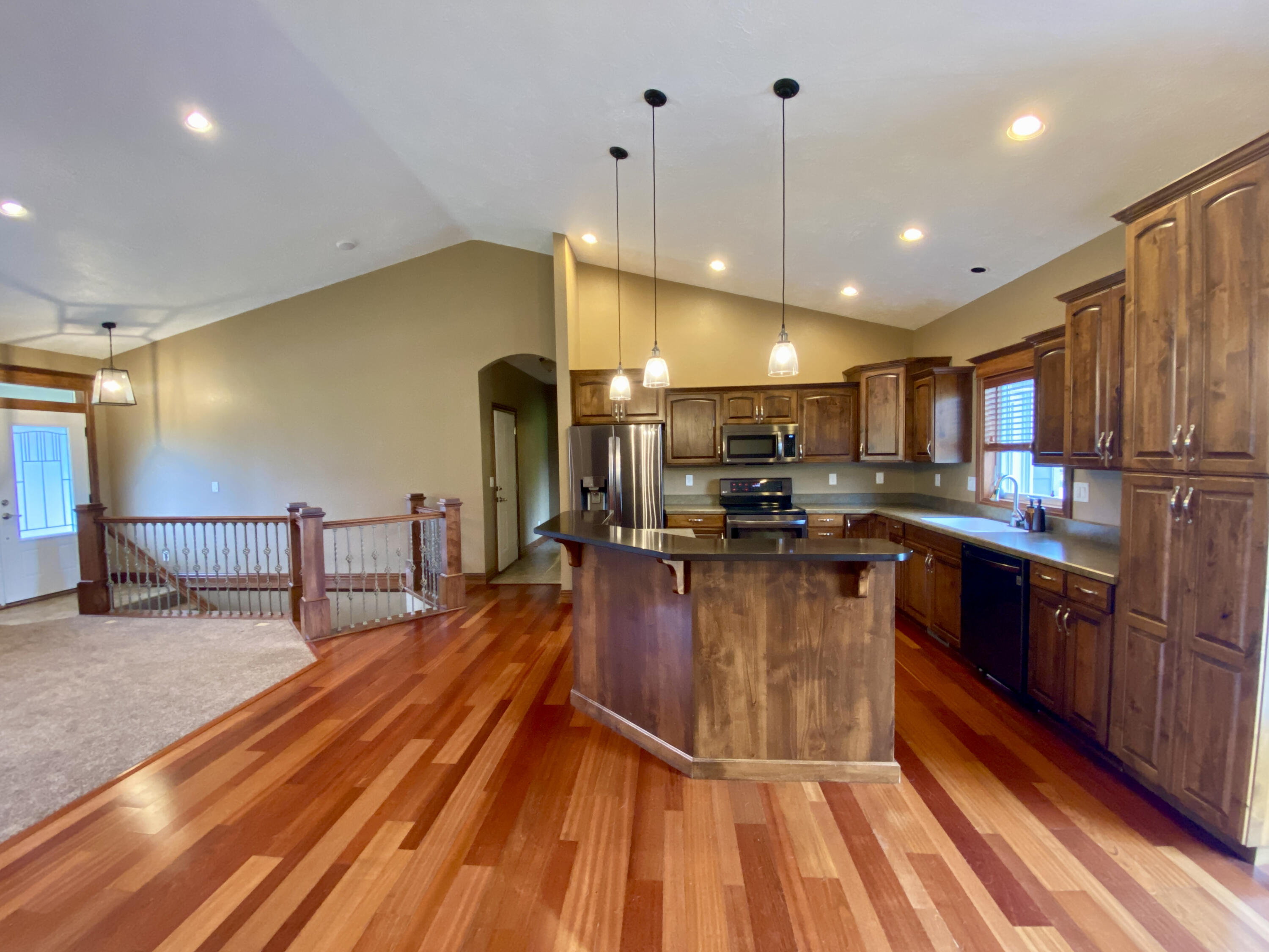 2808 Maui Dr