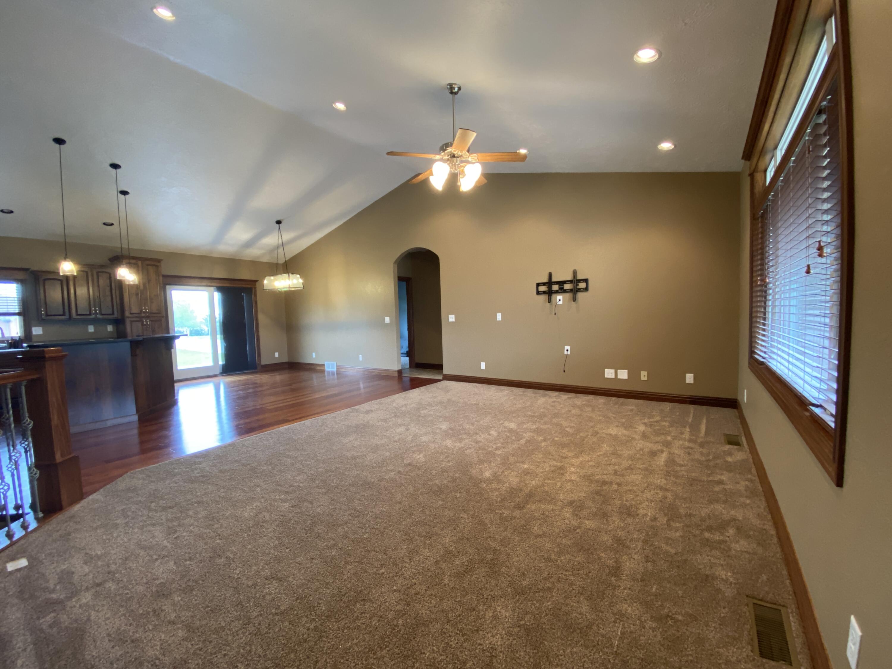 2808 Maui Dr