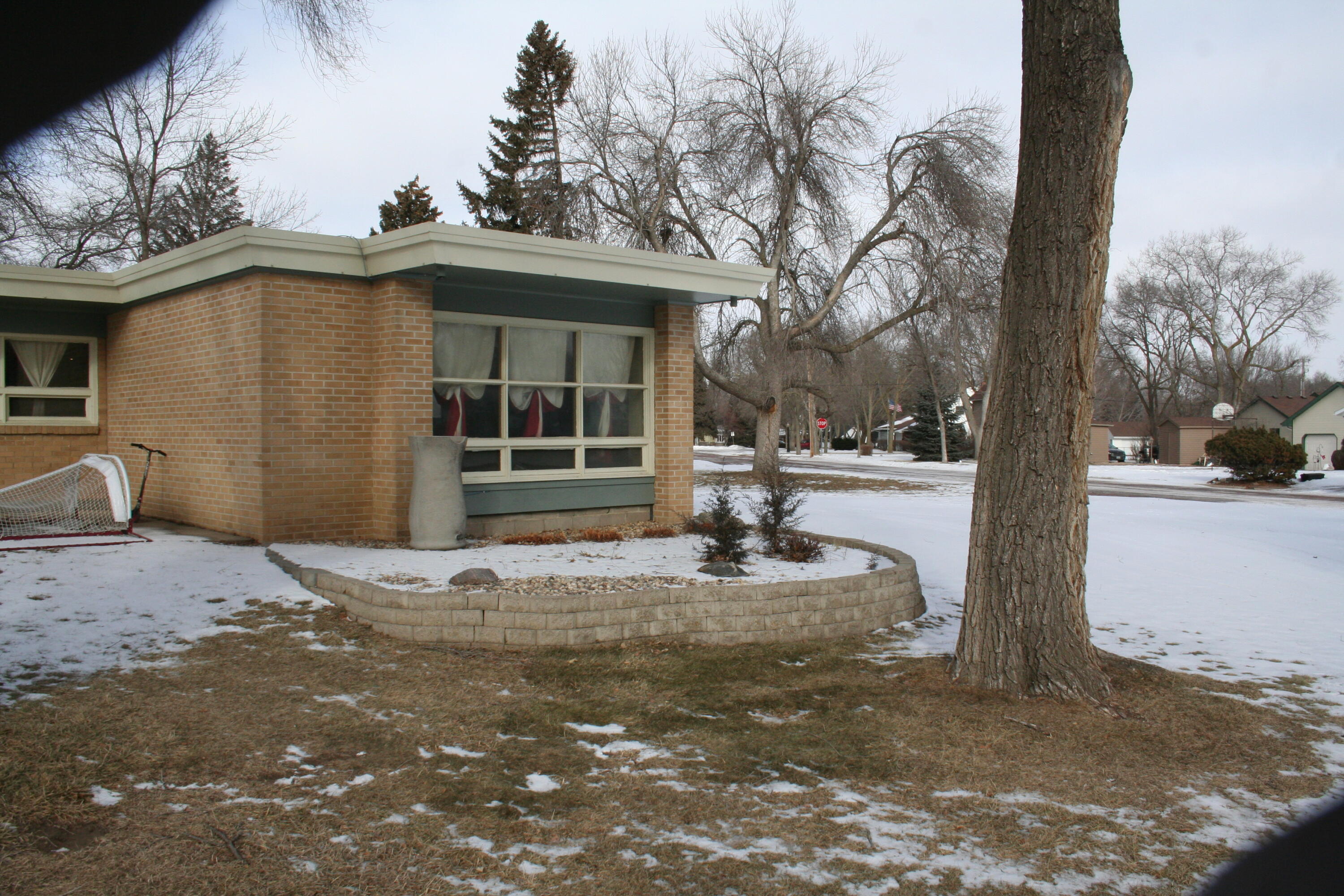 1115 Mitchell Blvd