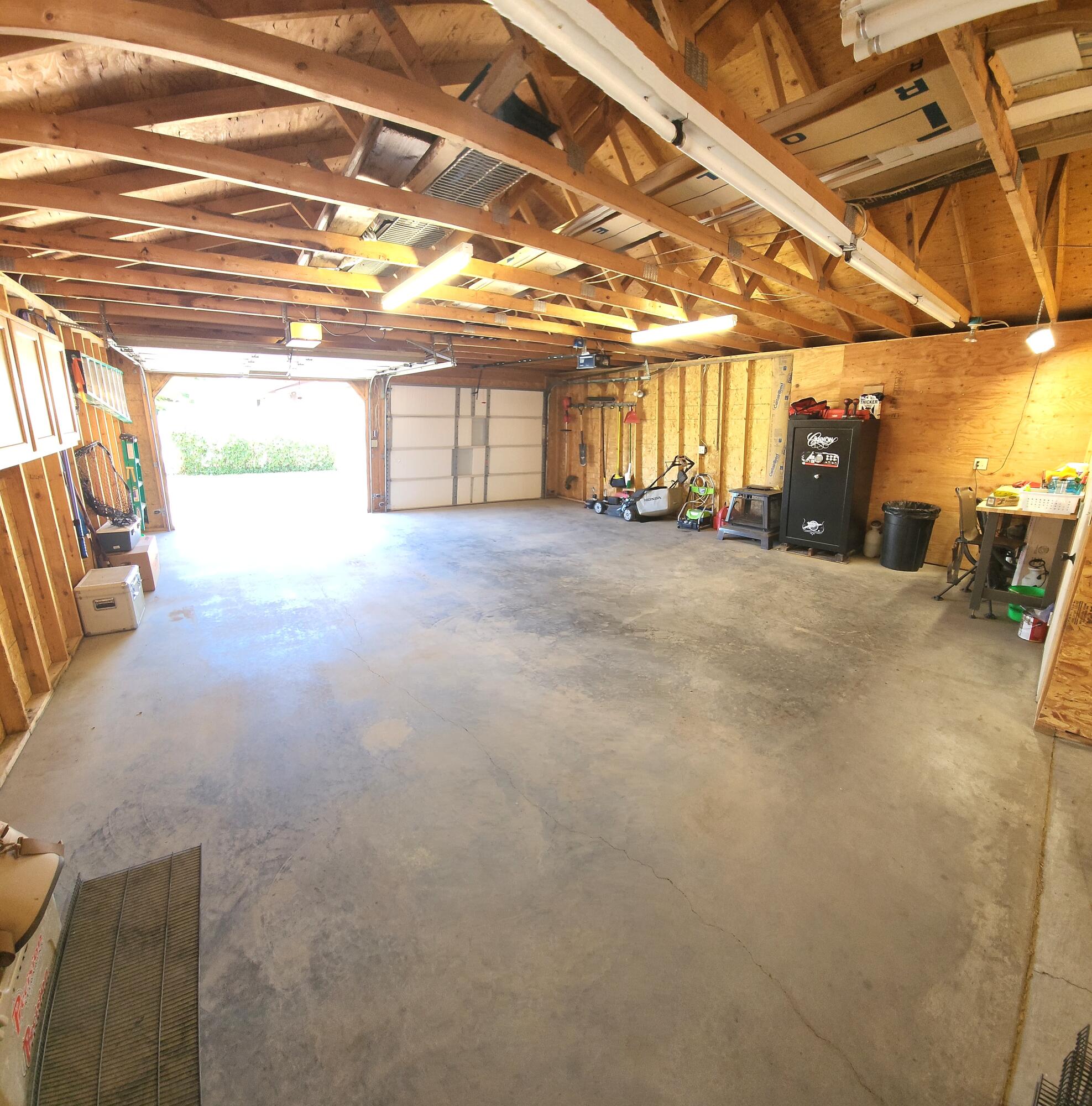 1112 W 6th Ave