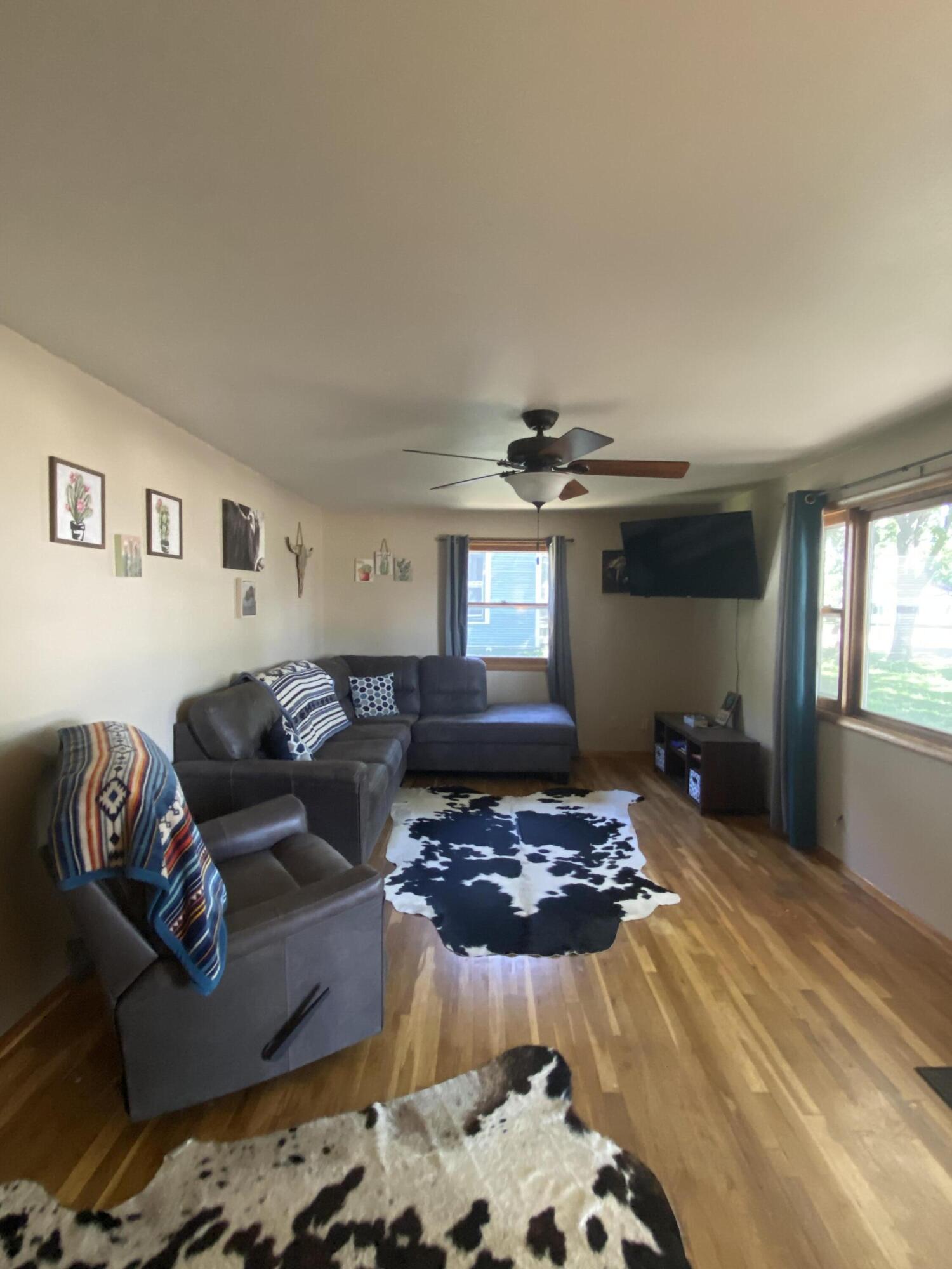 611 Elm St
