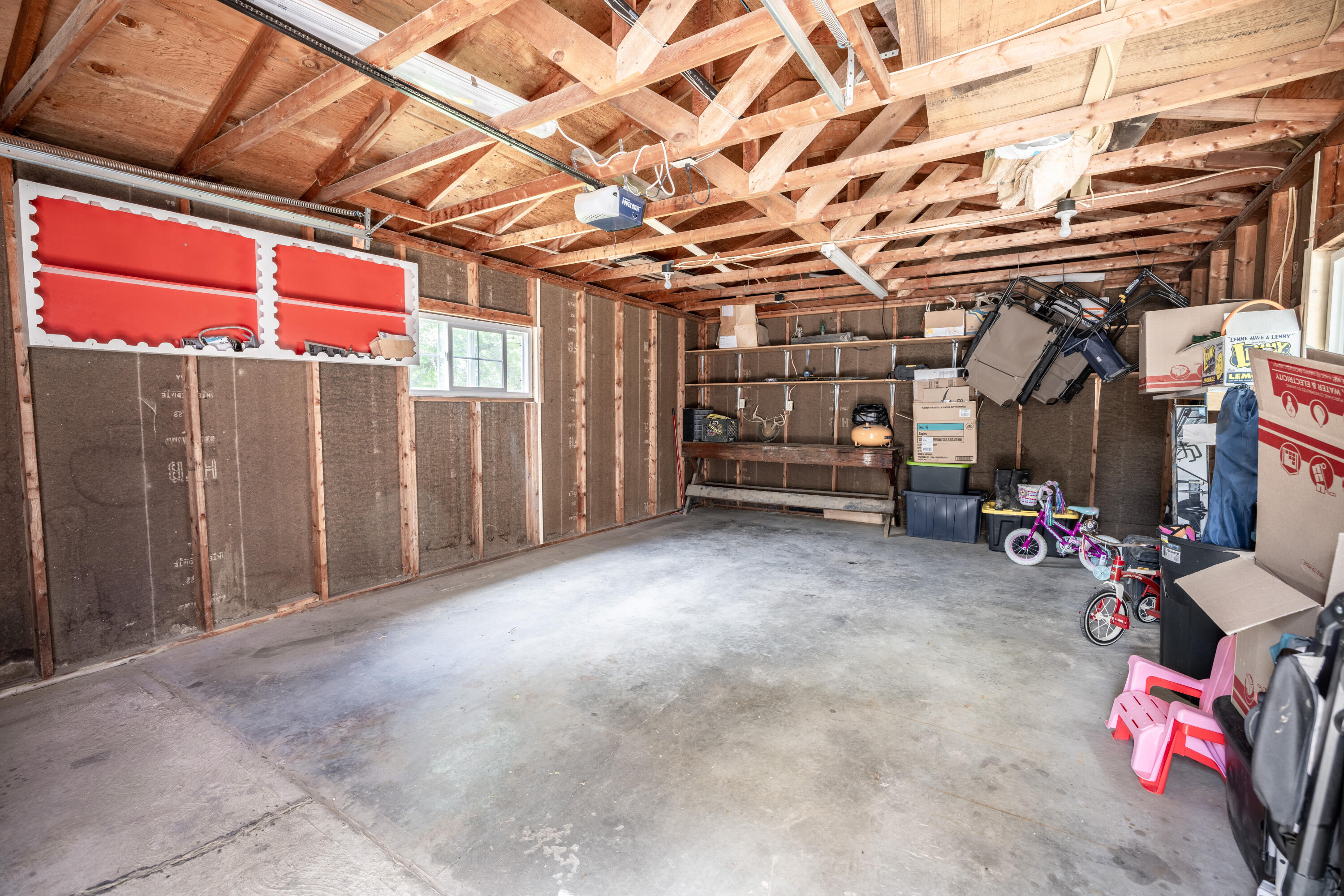 908 W Ash Ave