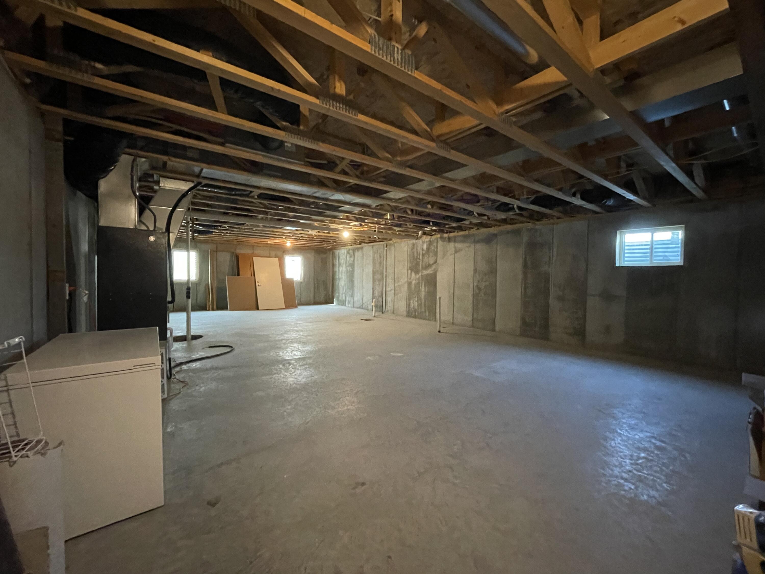 301 S Lawler St