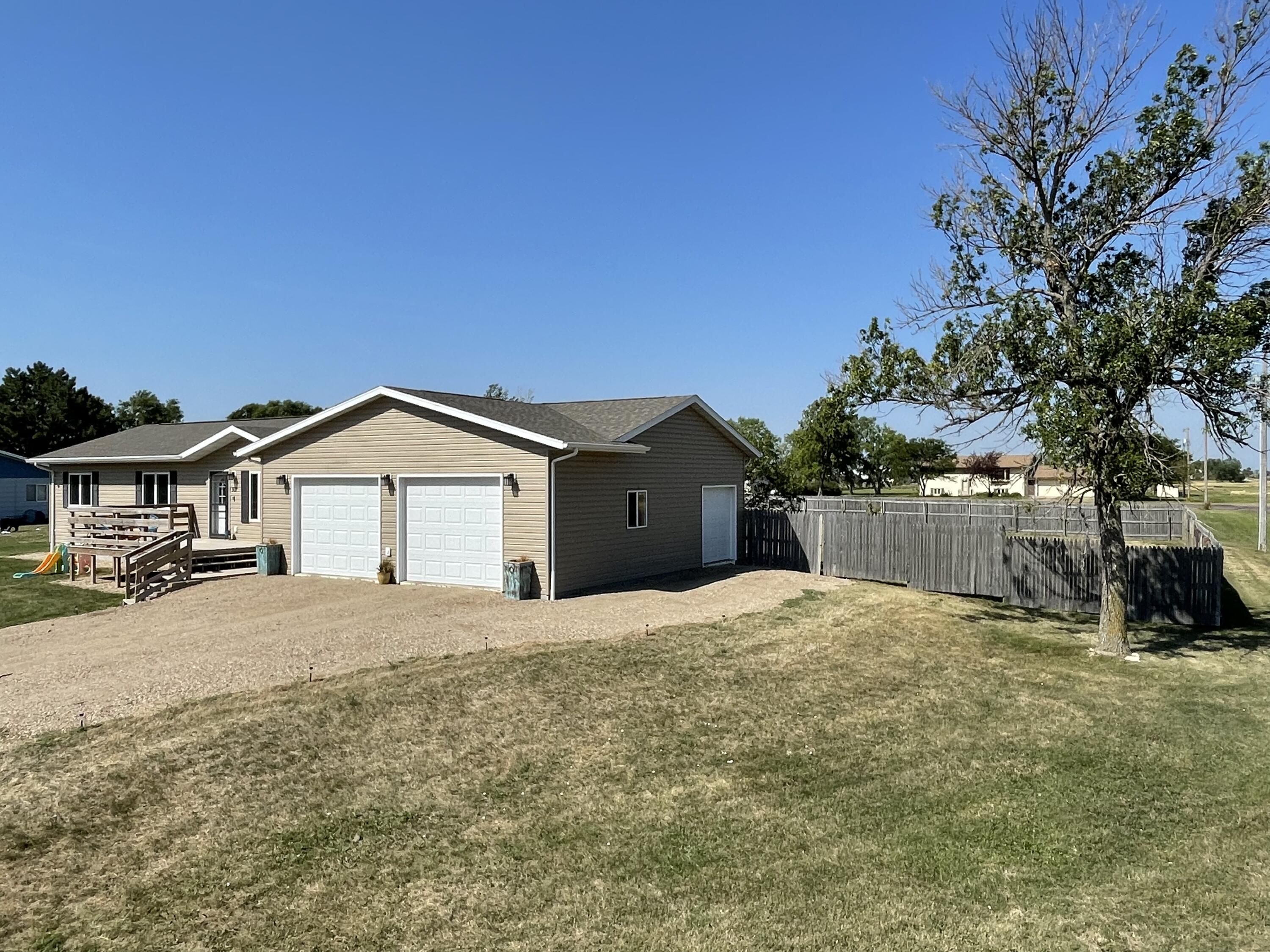 301 S Lawler St