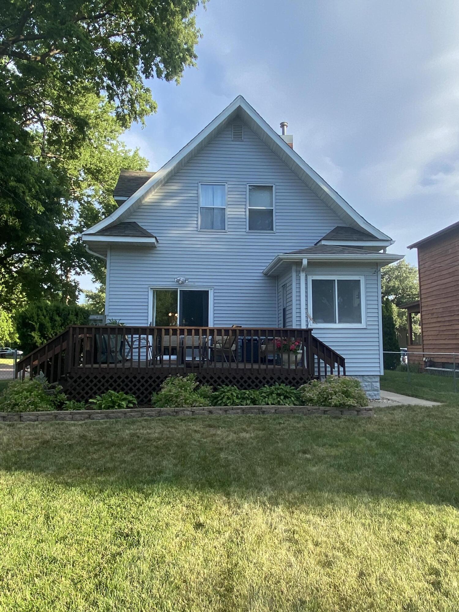 800 W 5th Ave