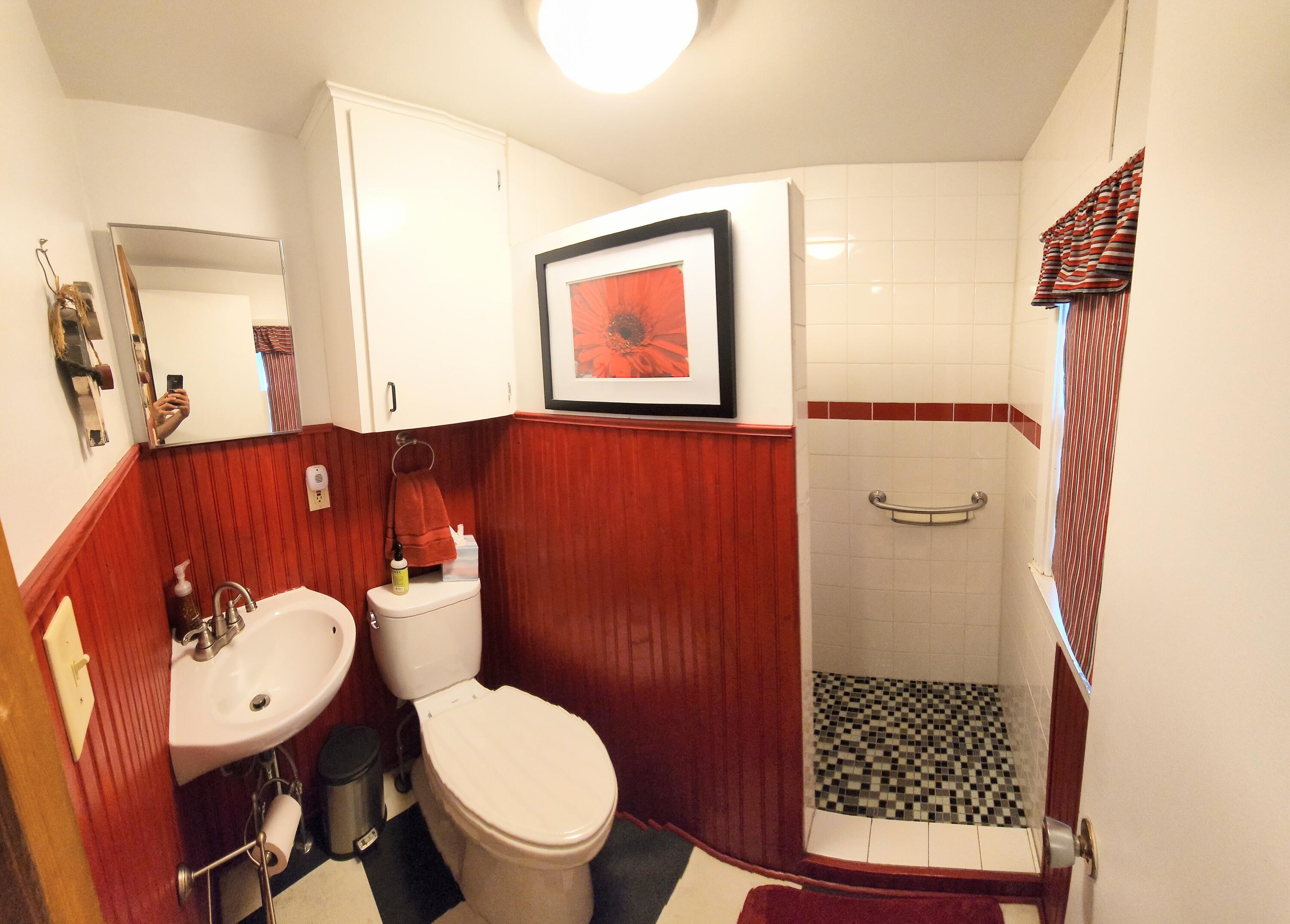 215 W 4th Ave