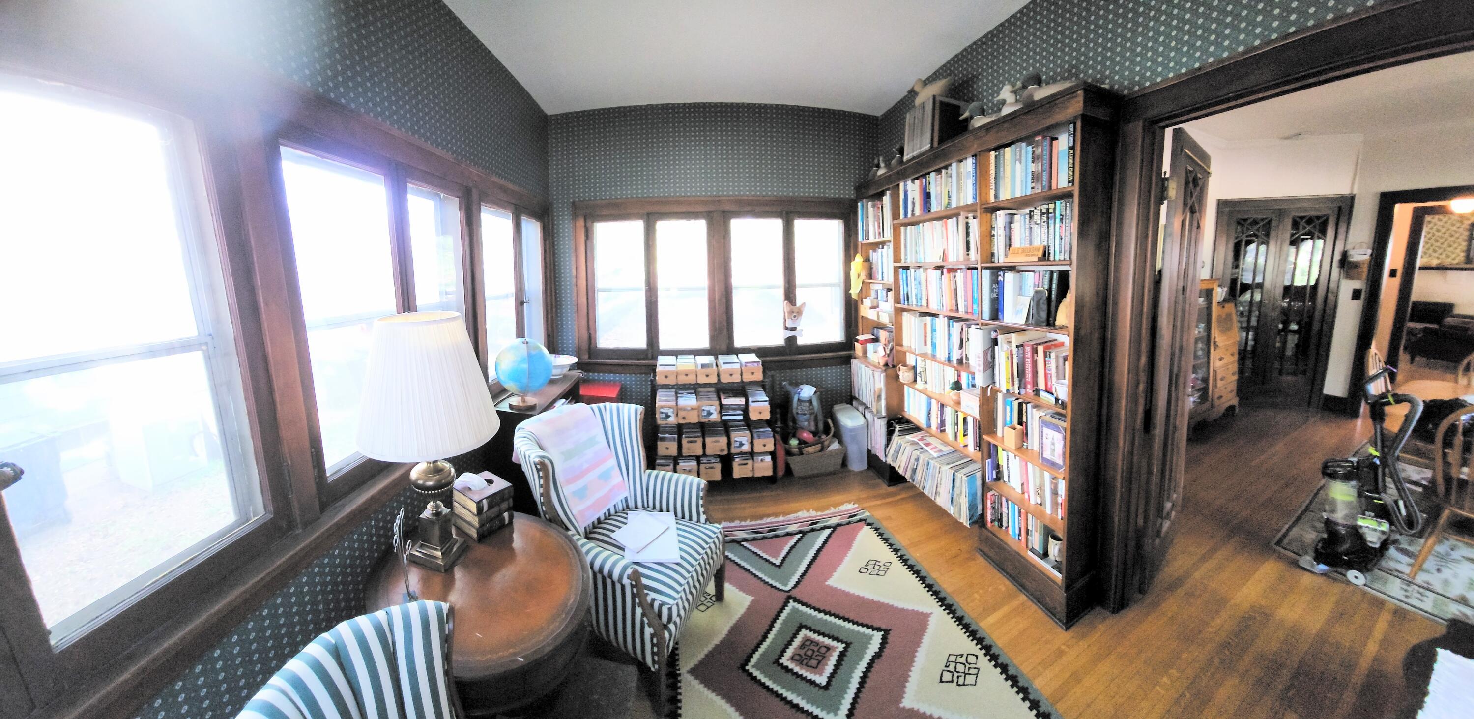 215 W 4th Ave