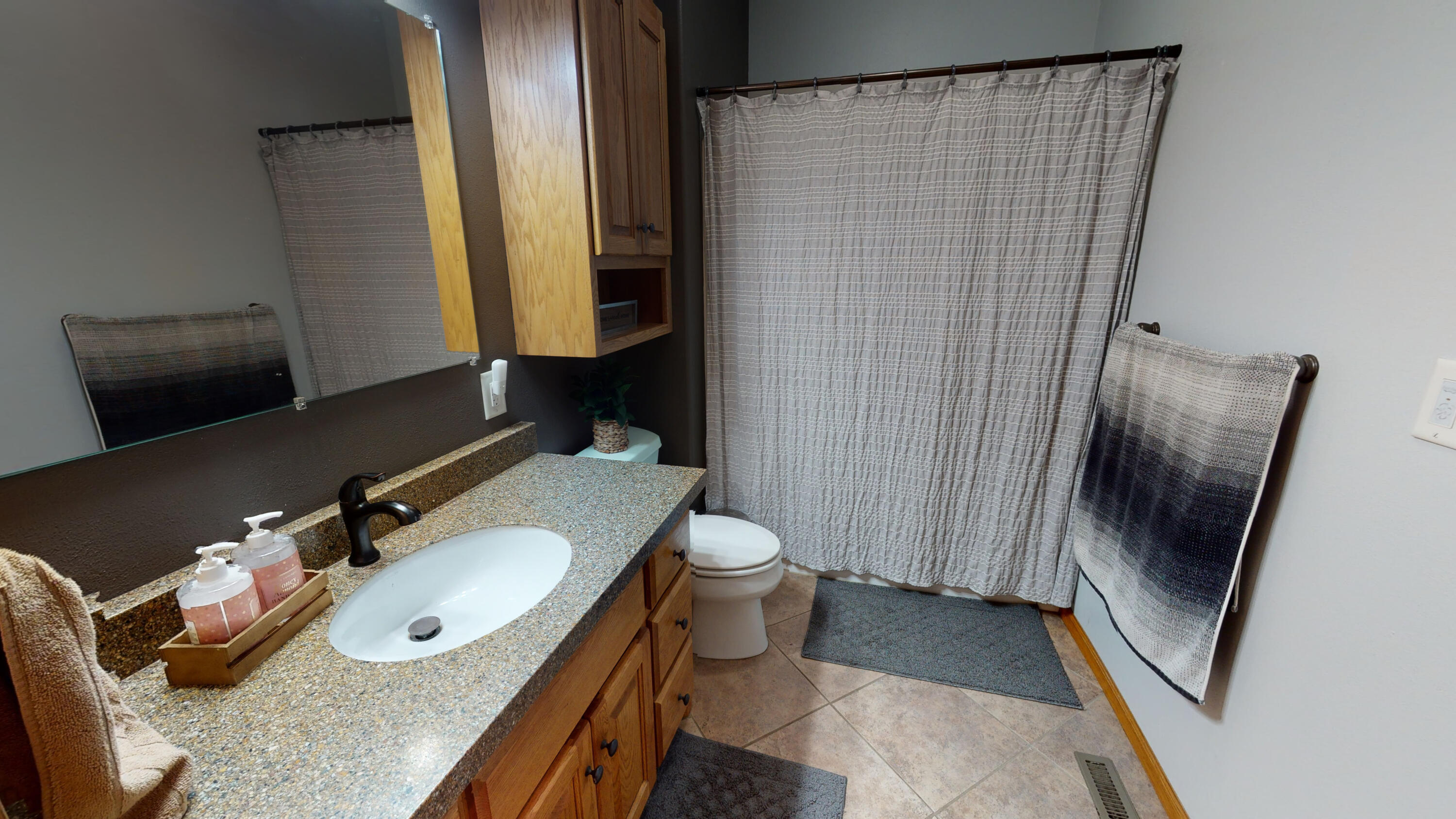 2824 Dailey Dr