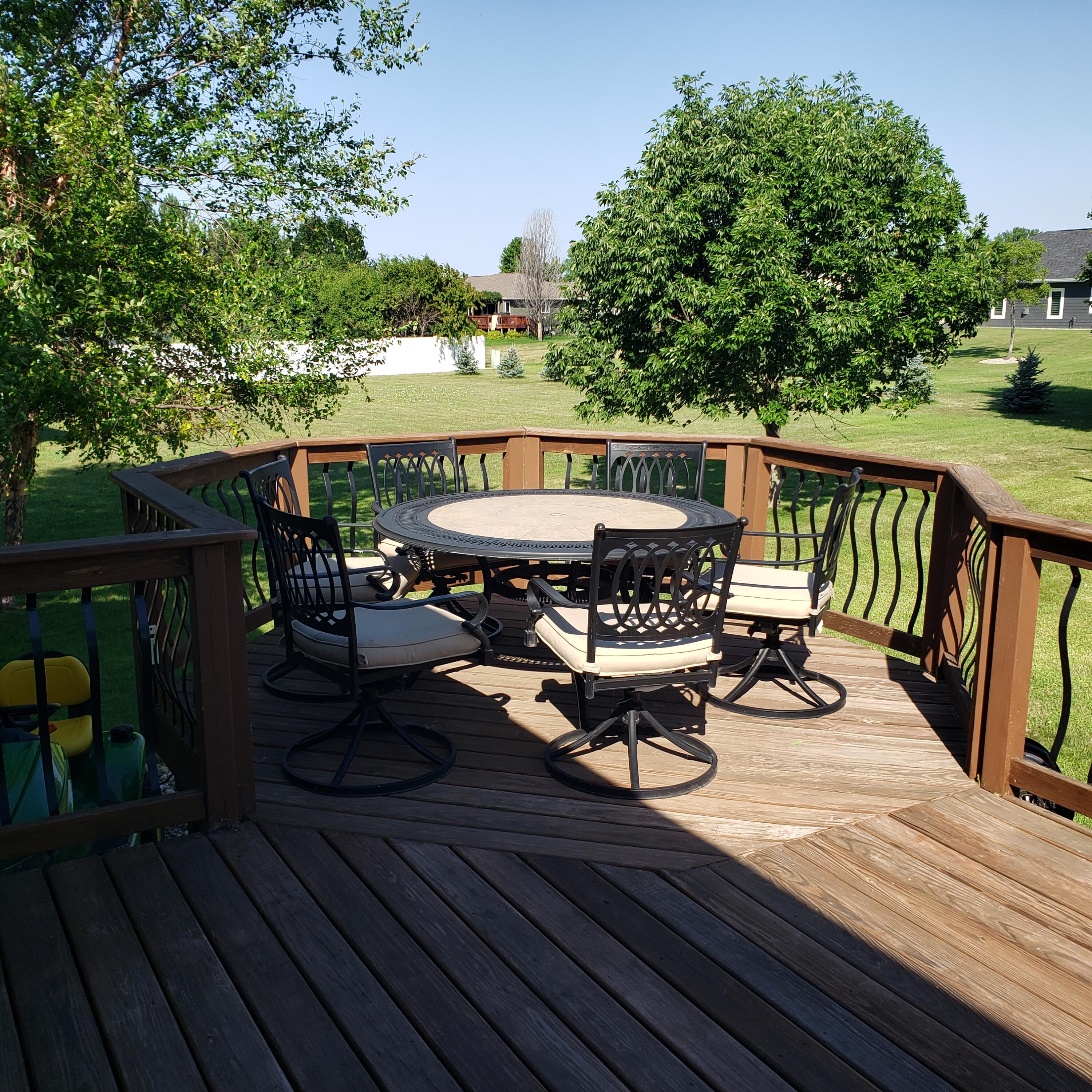 2824 Dailey Dr
