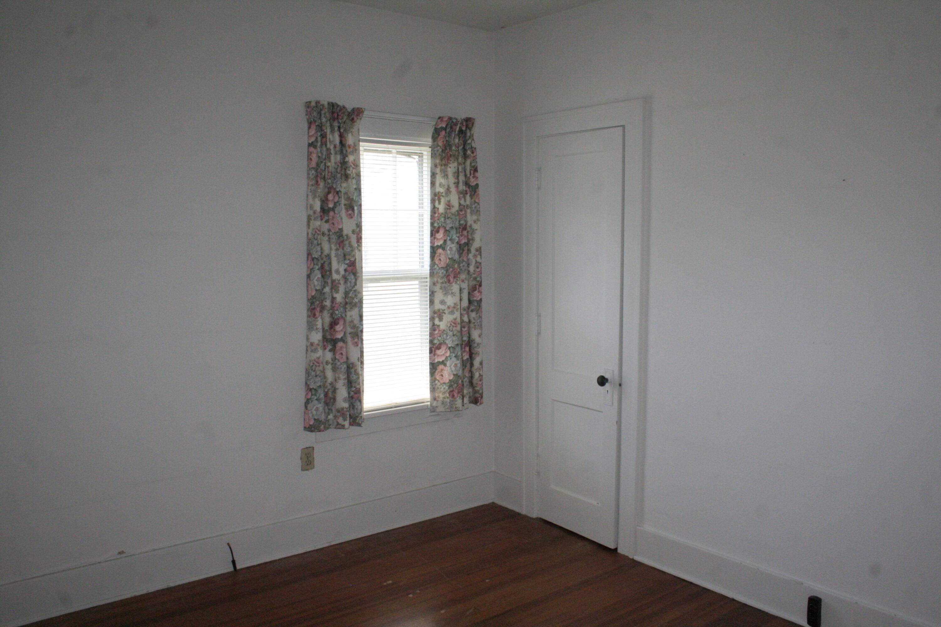 1114 Walnut St