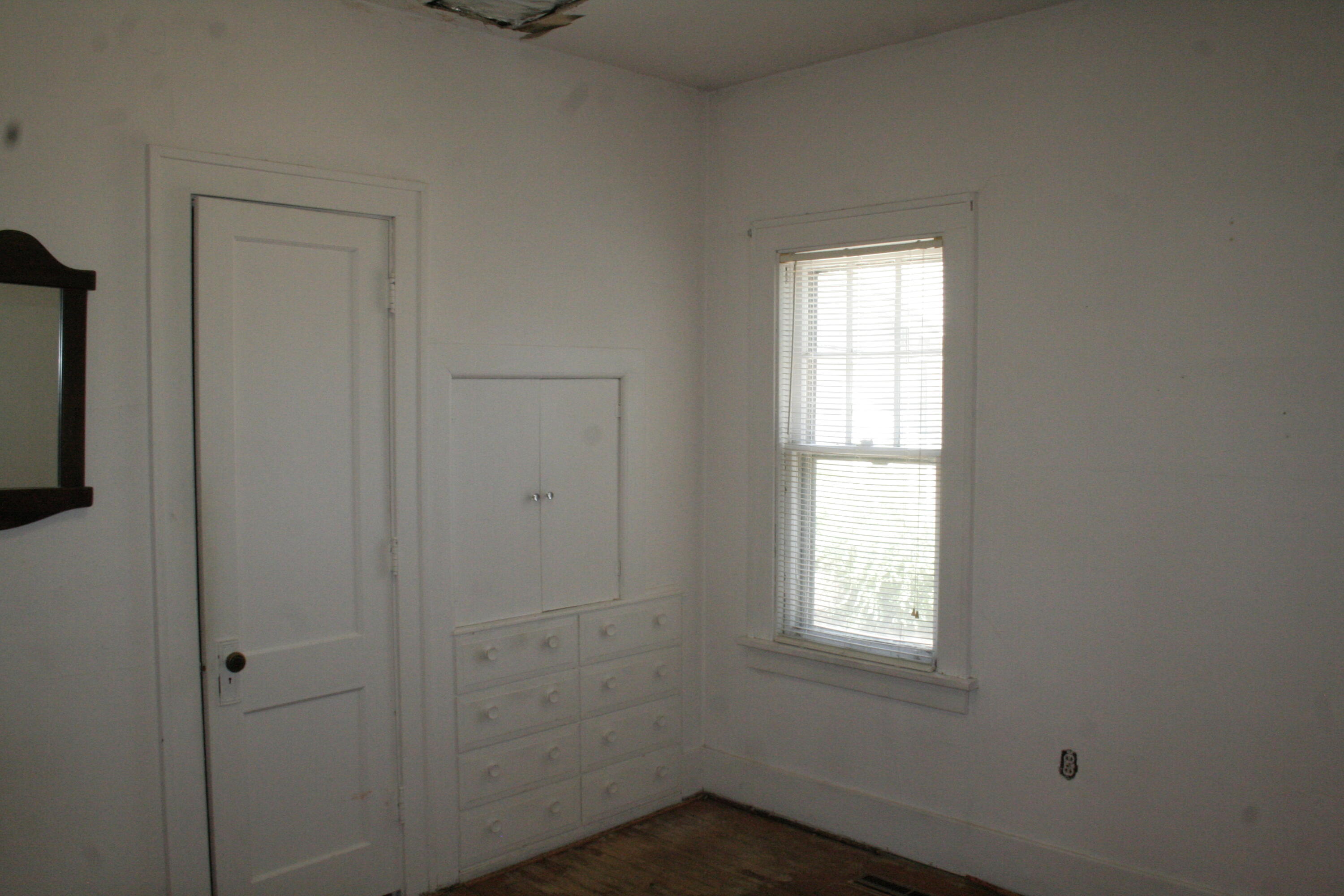 1114 Walnut St