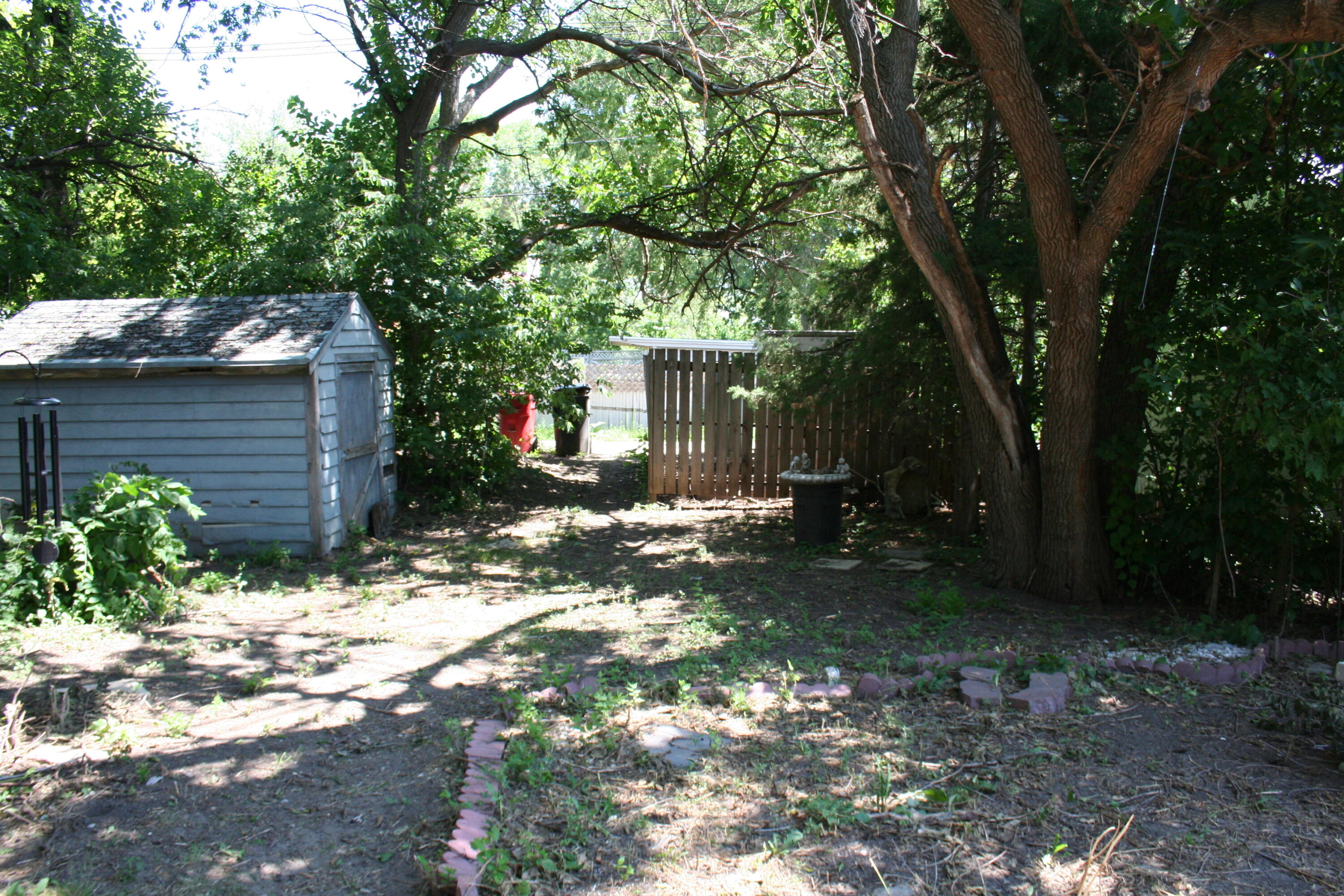 1114 Walnut St