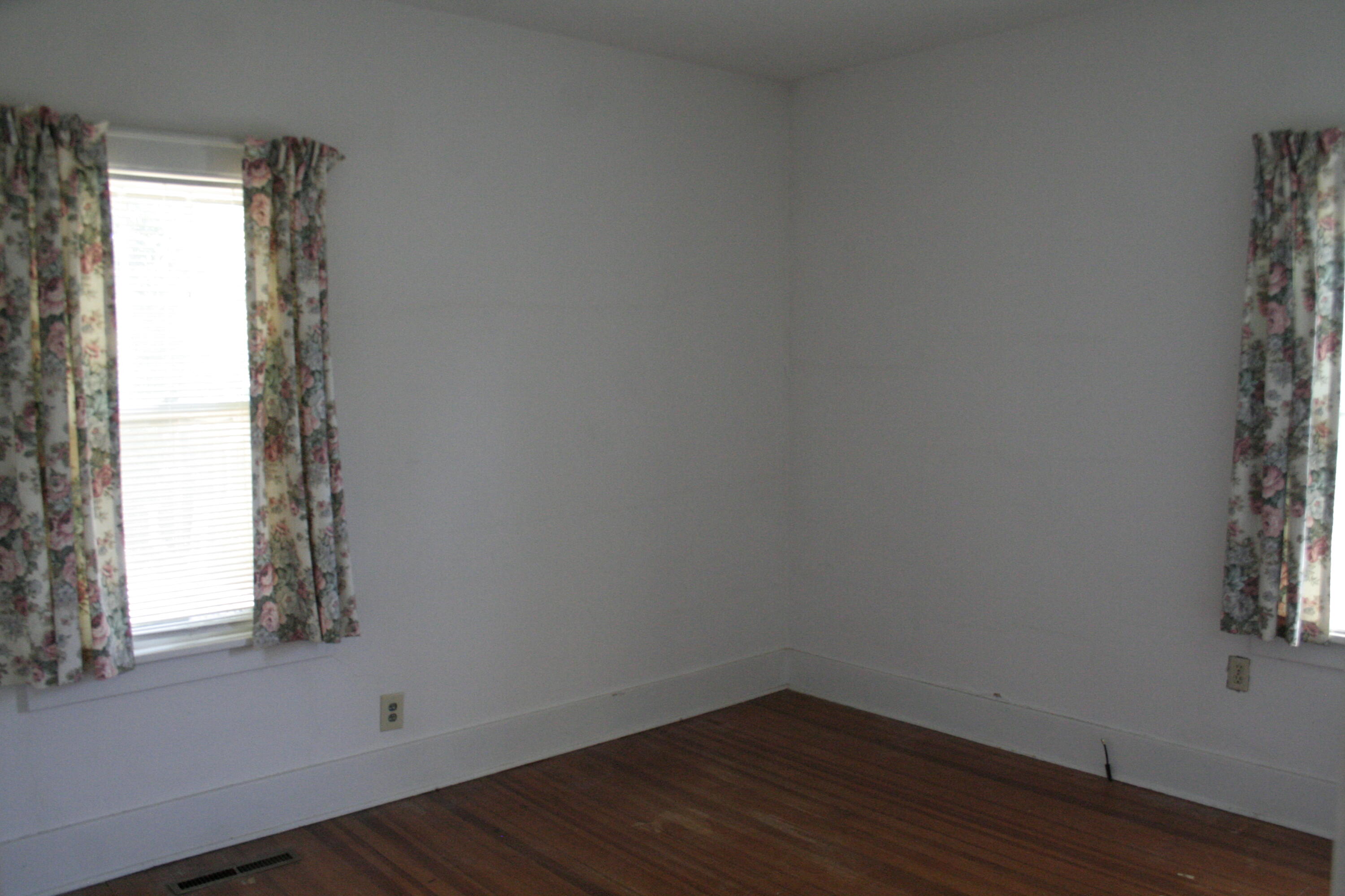 1114 Walnut St