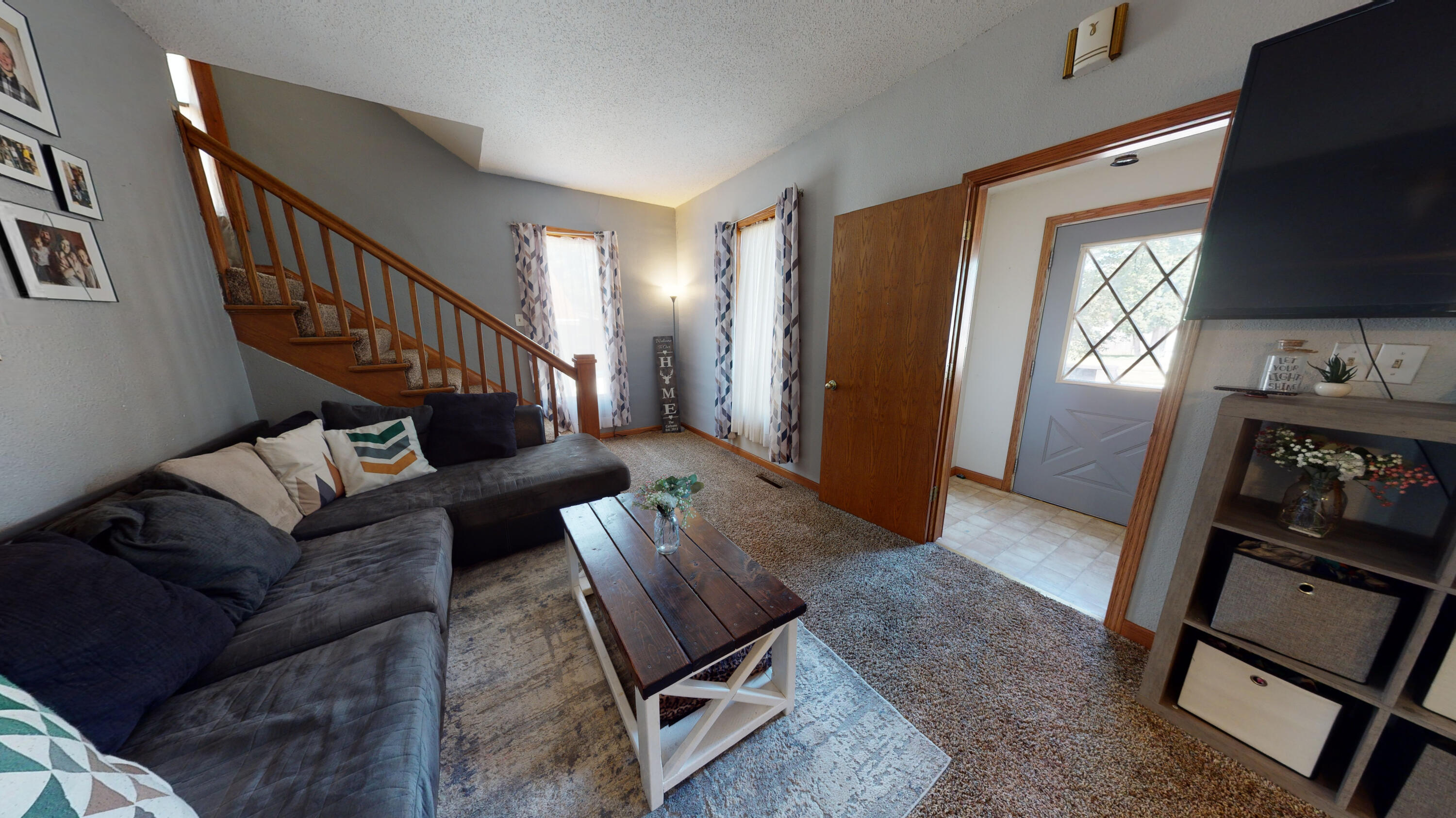 209 E 10th Ave