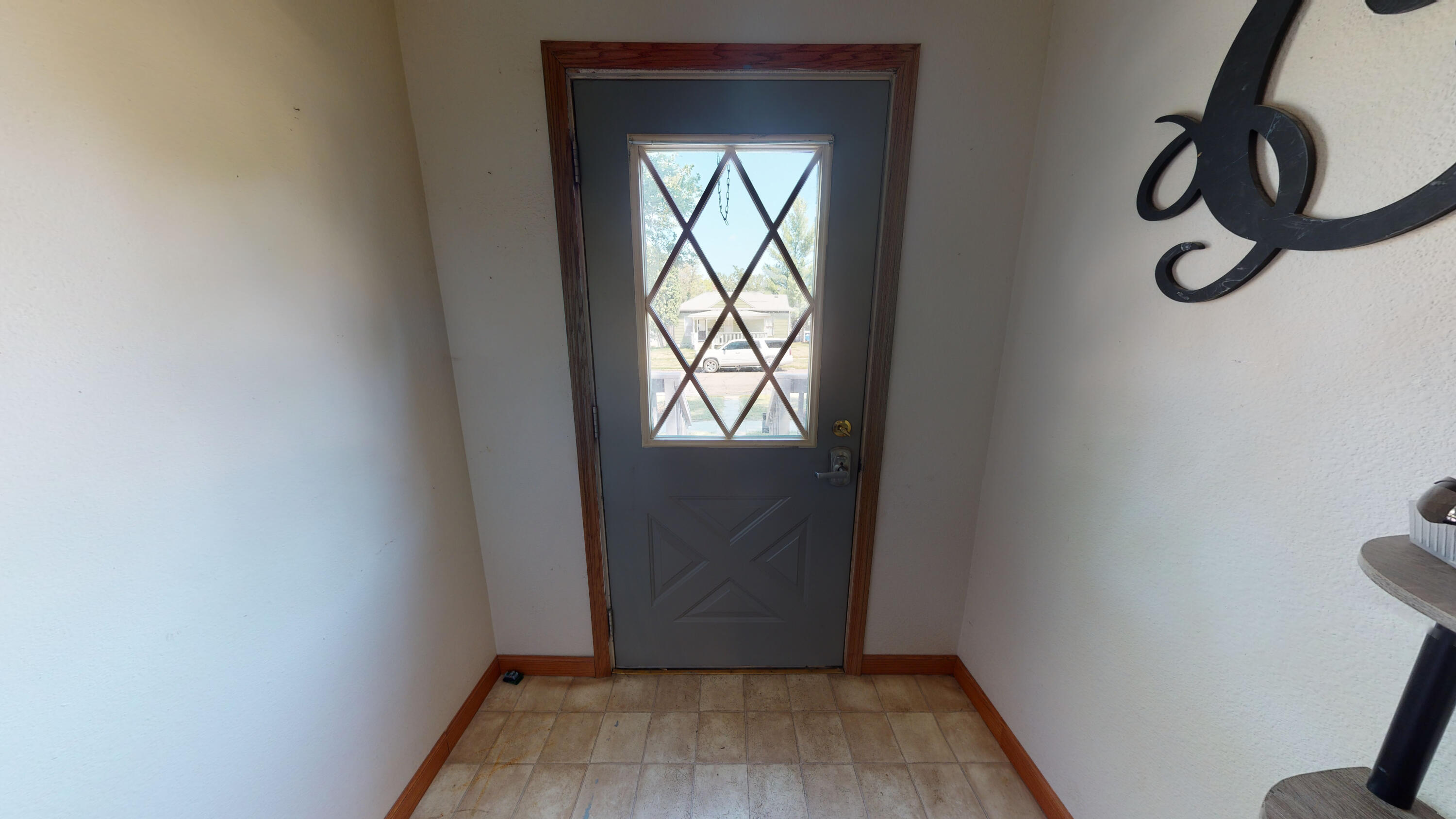 209 E 10th Ave