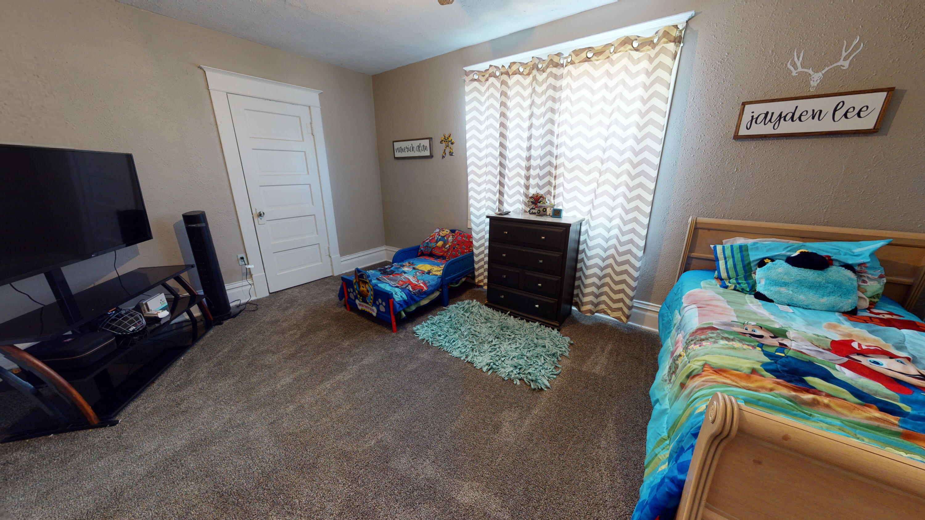 209 E 10th Ave