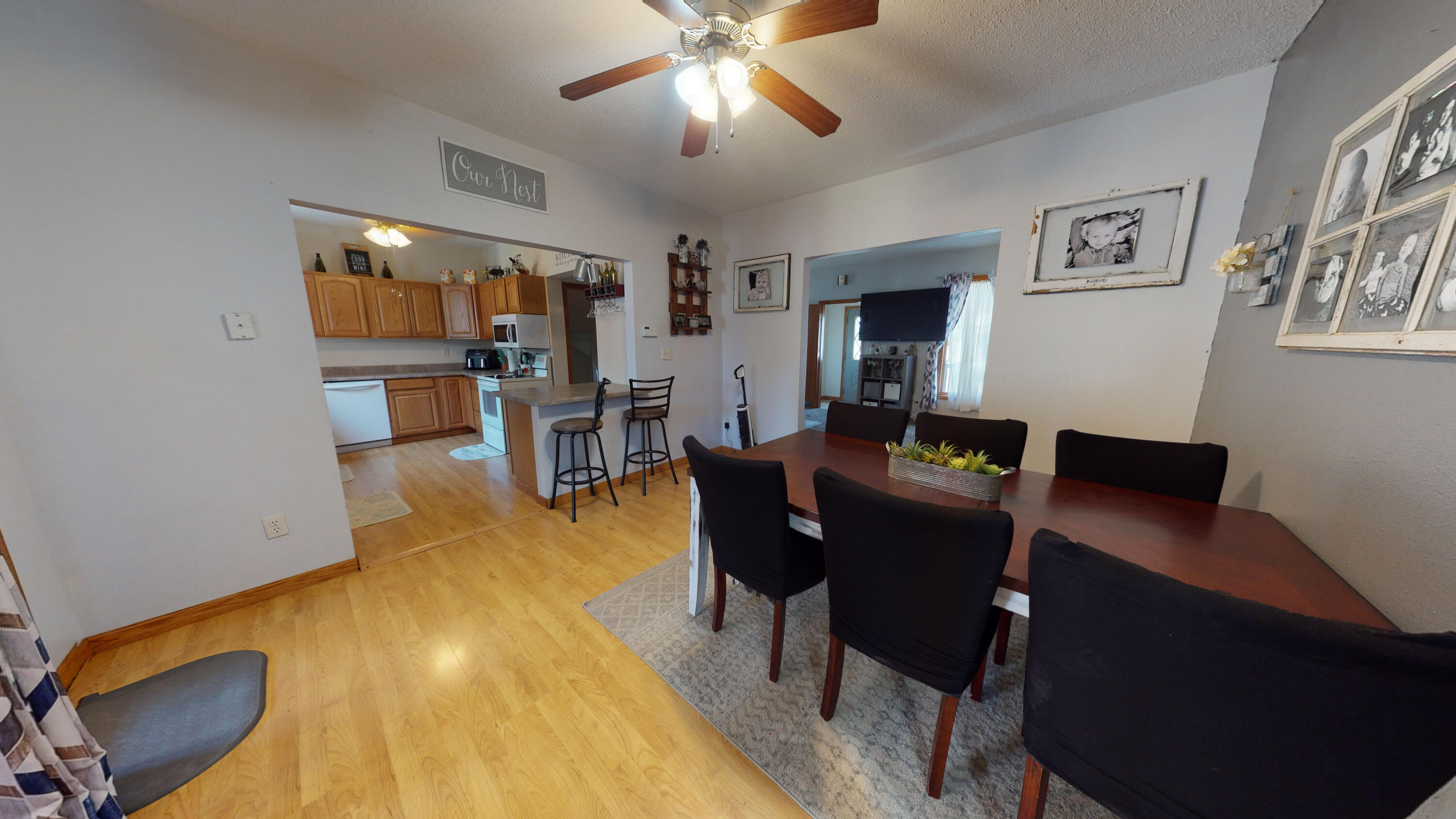 209 E 10th Ave