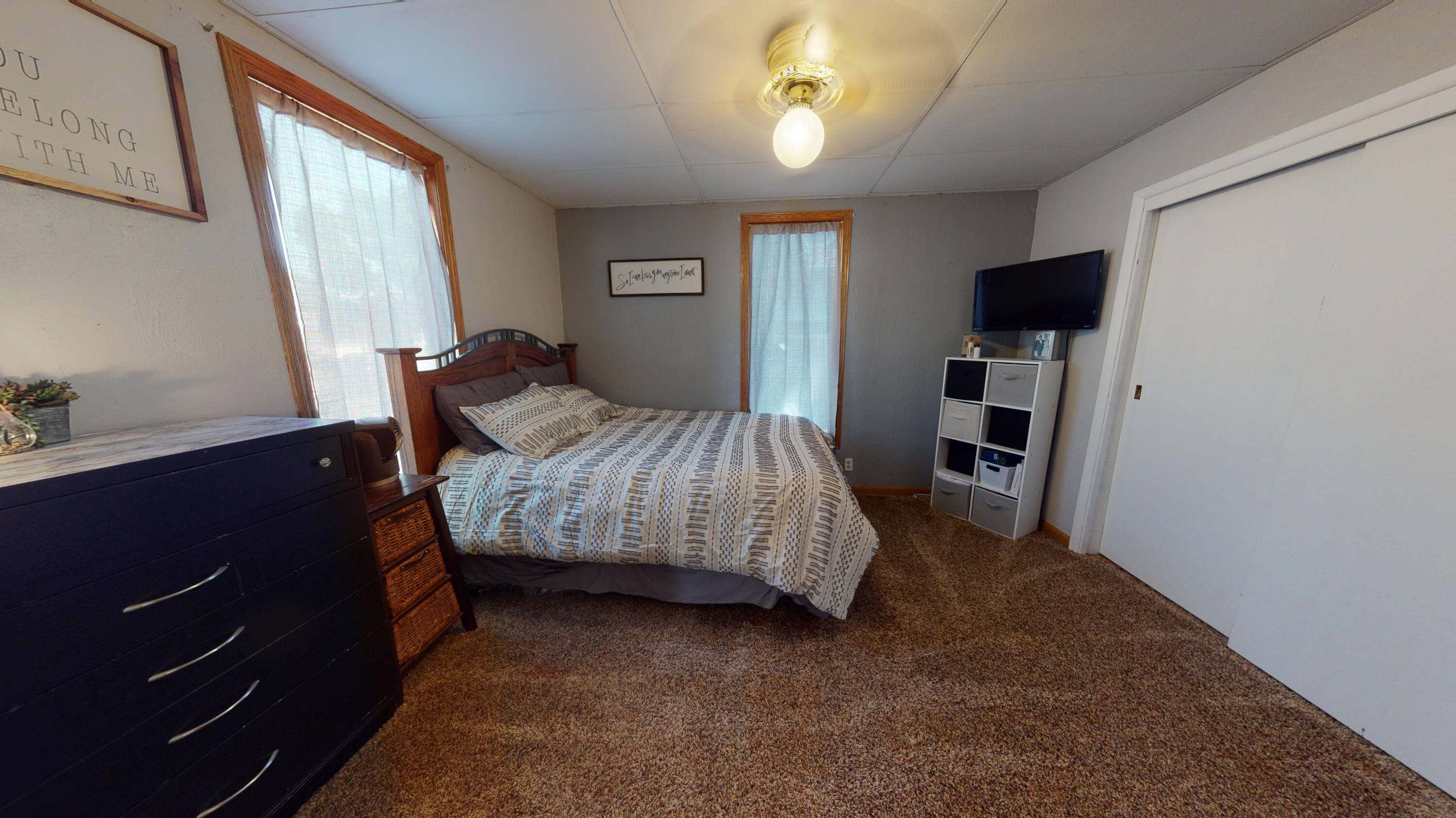 209 E 10th Ave