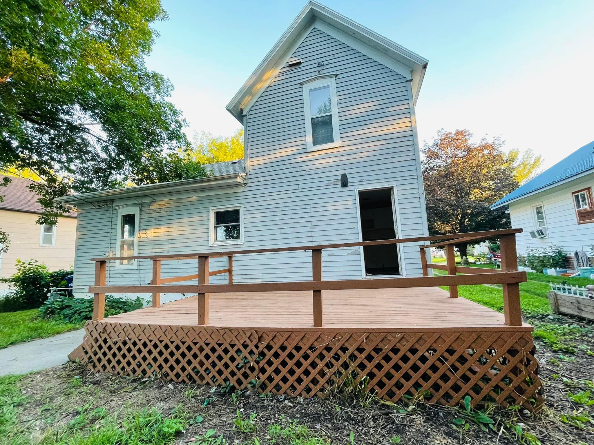 516 E 4th Ave